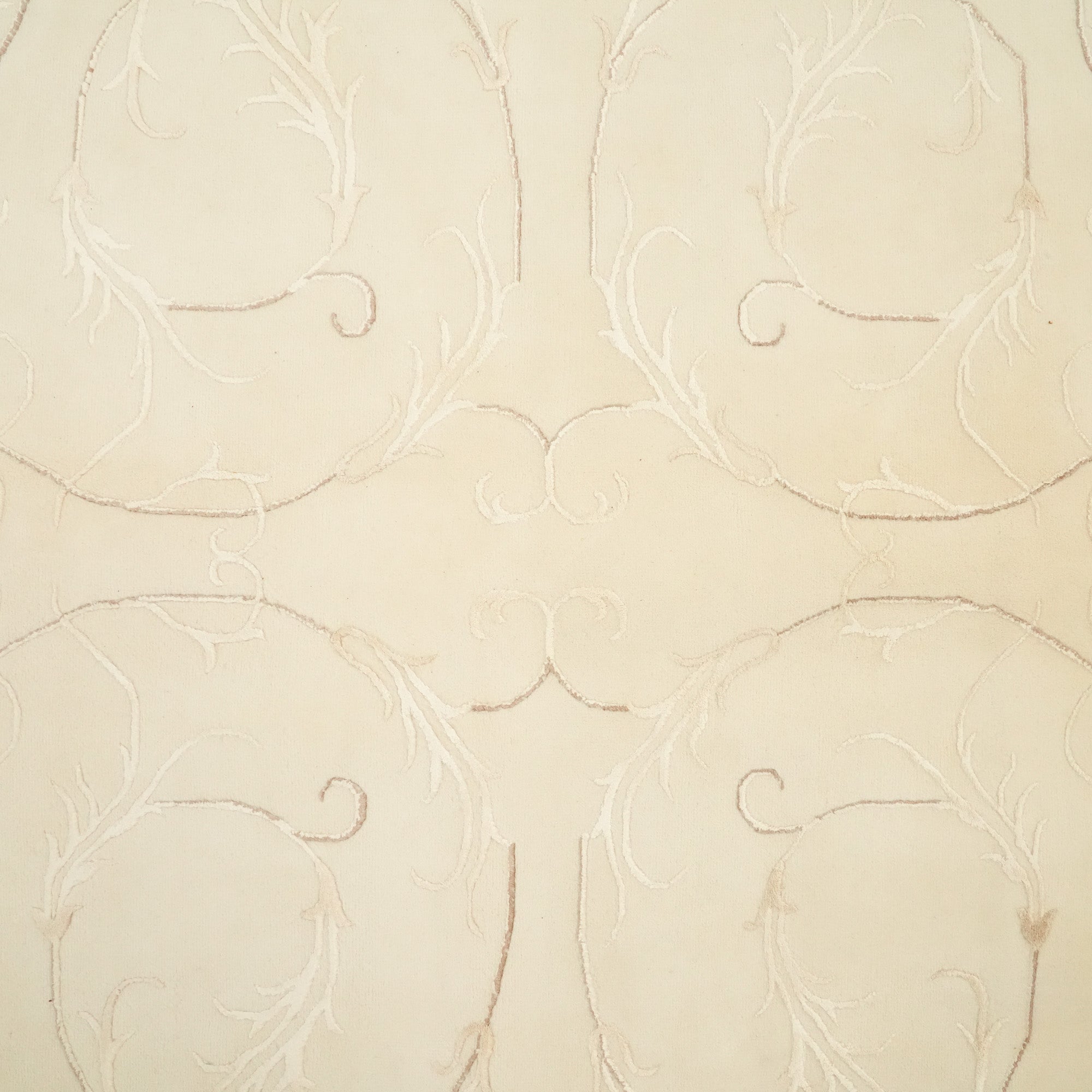 Hand Woven Cream Flower Patterned Classic Wool Carpet