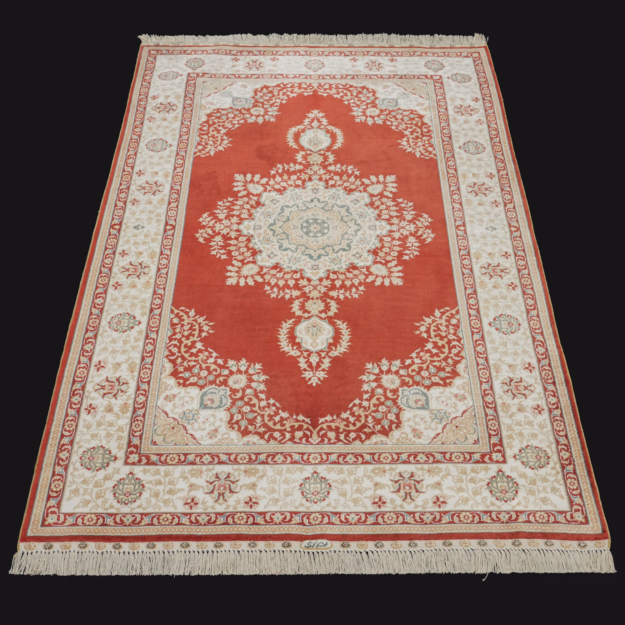 El Dokuma Madalyon Desenli İpekli Kırmızı Halı