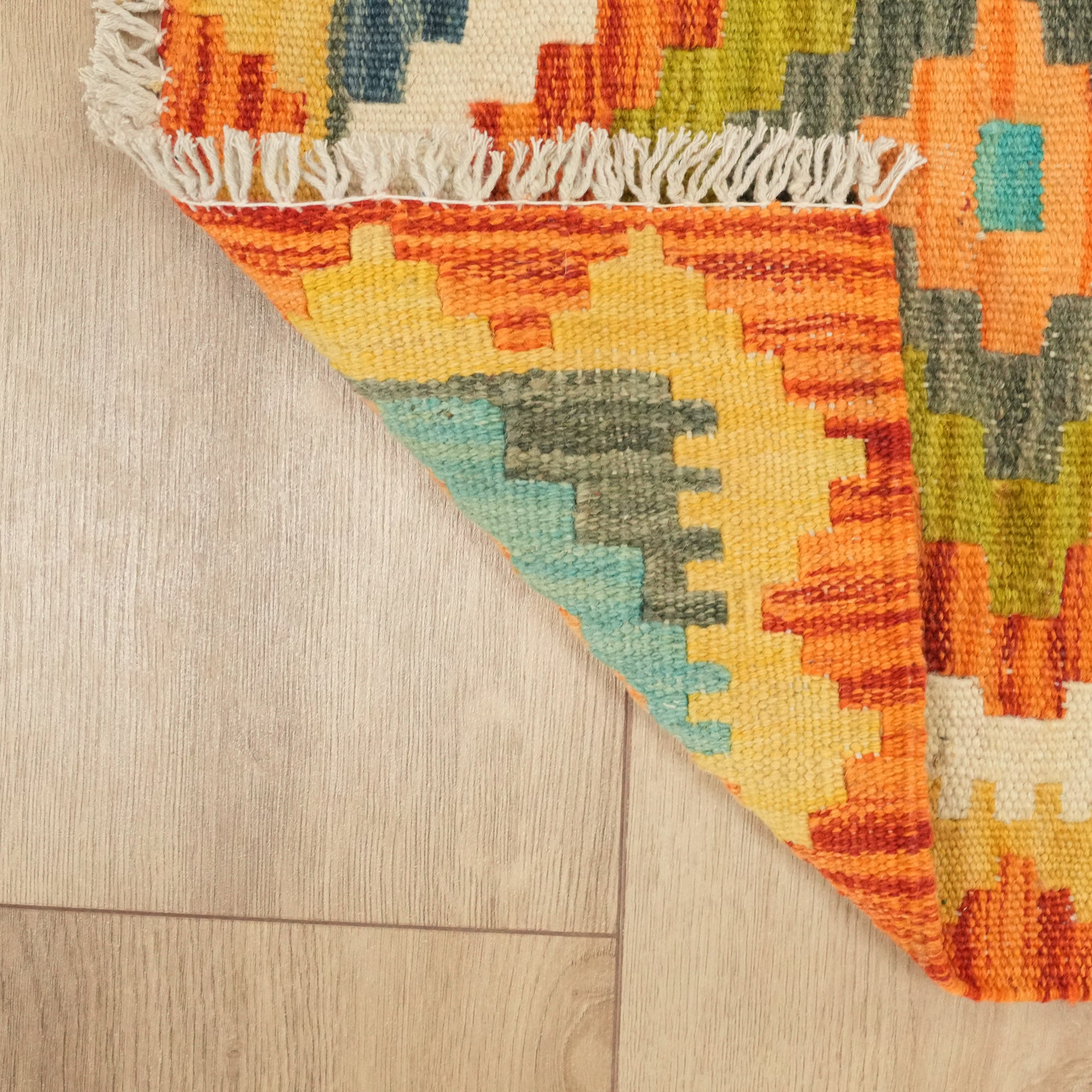 El Dokuma Rengarenk Otantik Desenli Yün Etnik Minder