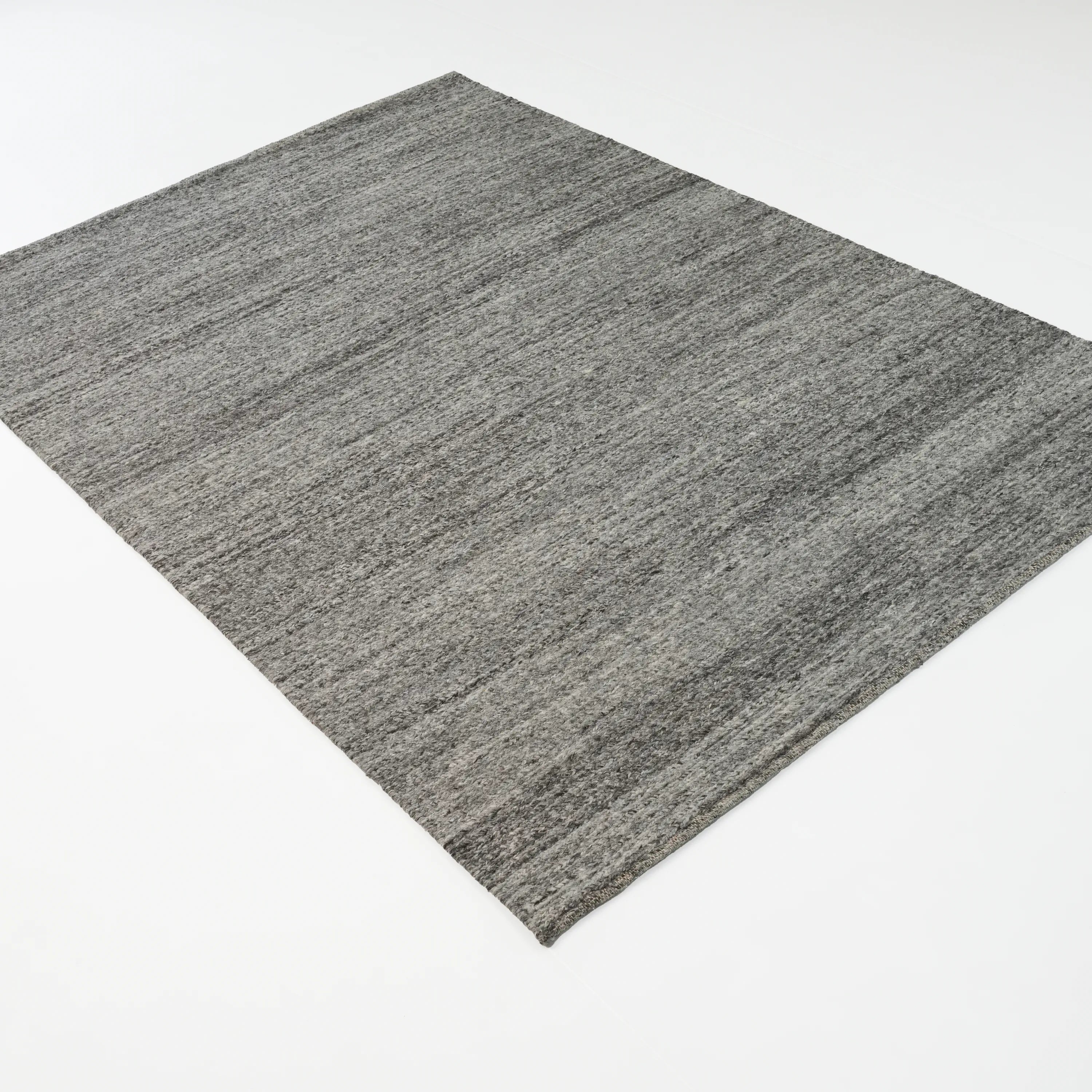 El Dokuma Sade Desenli Antrasit Yün Halı