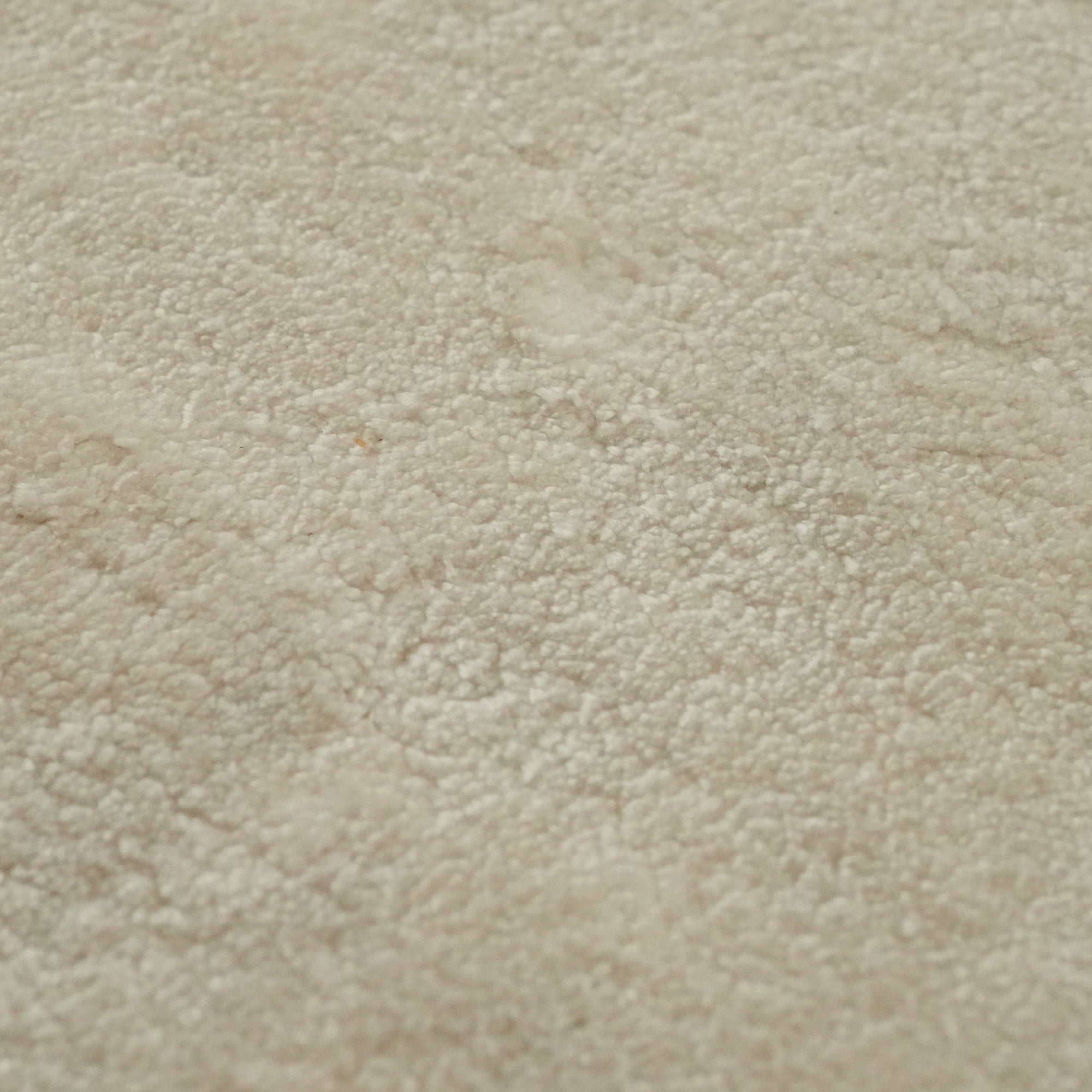 Hand Woven Plain Patterned White Carpet