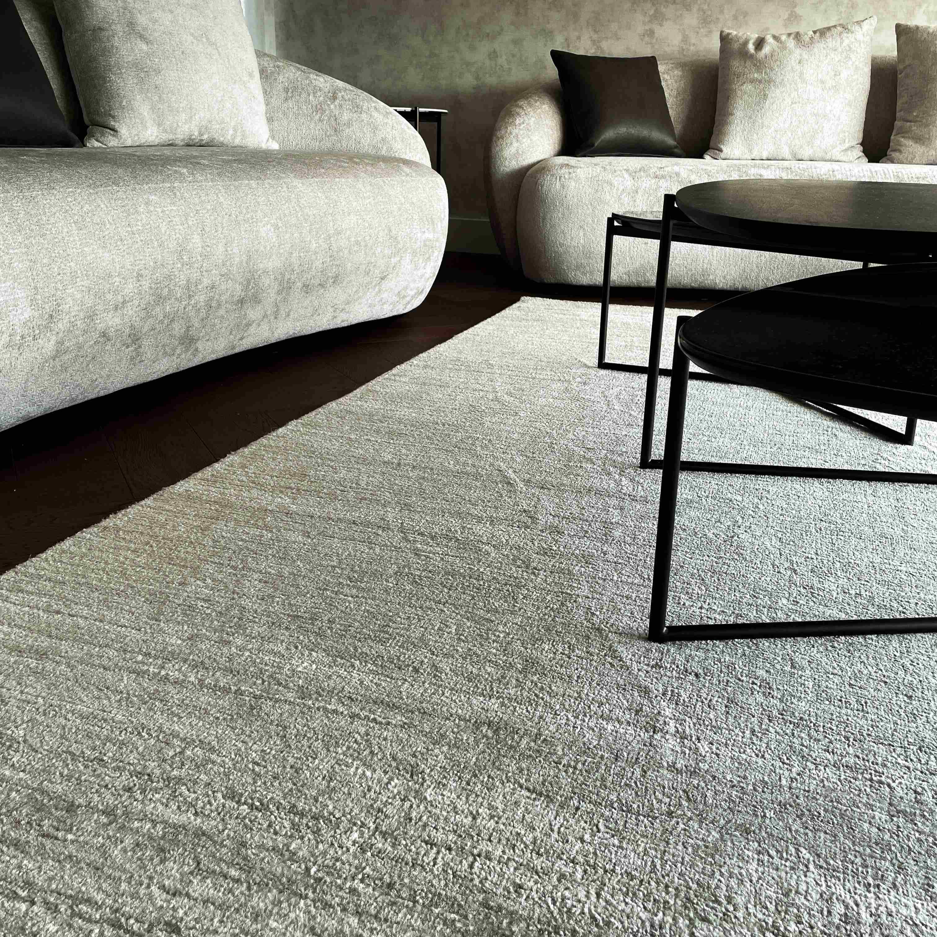 Hand Woven Simple Patterned White Viscose Carpet