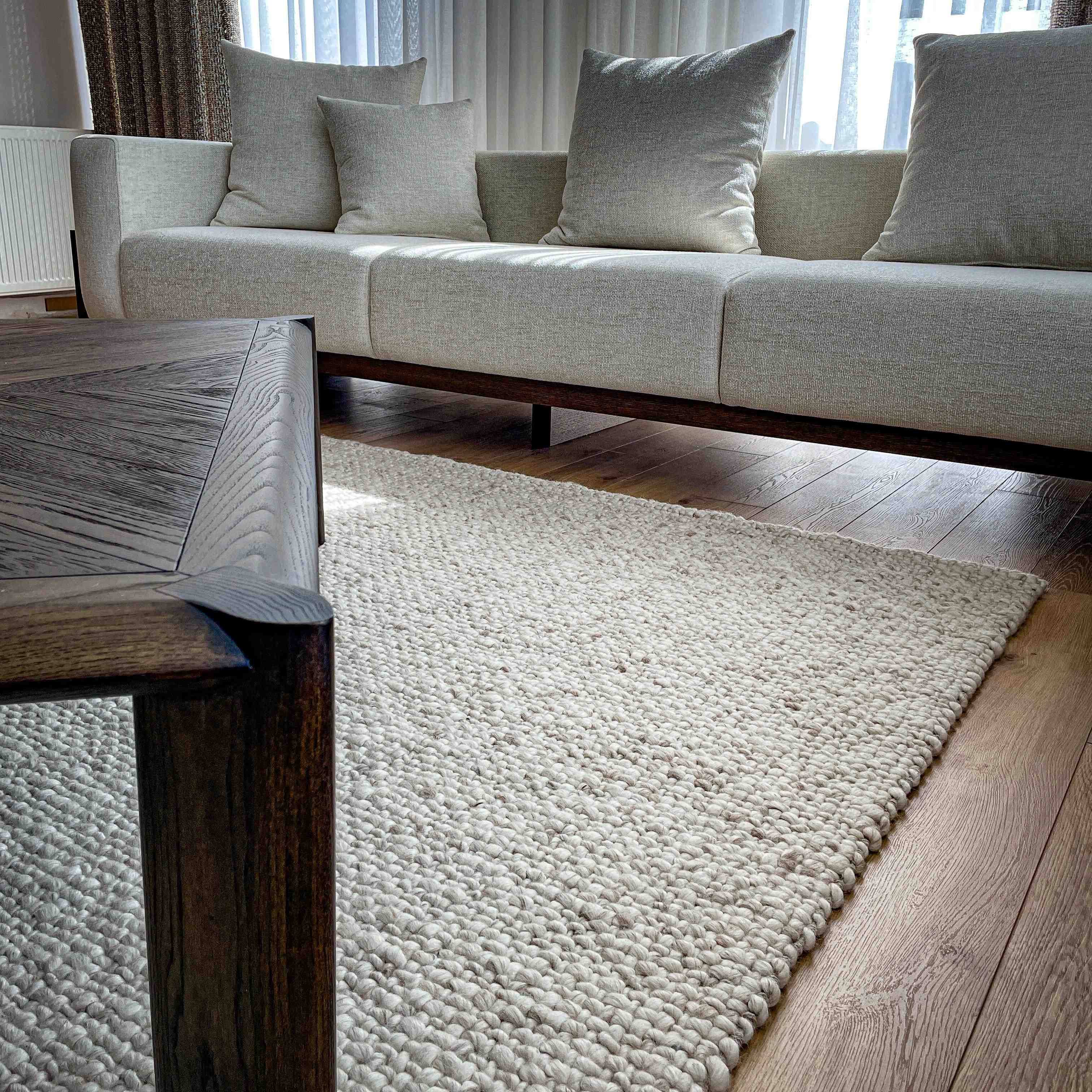Hand Woven Plain Patterned White Wool Carpet