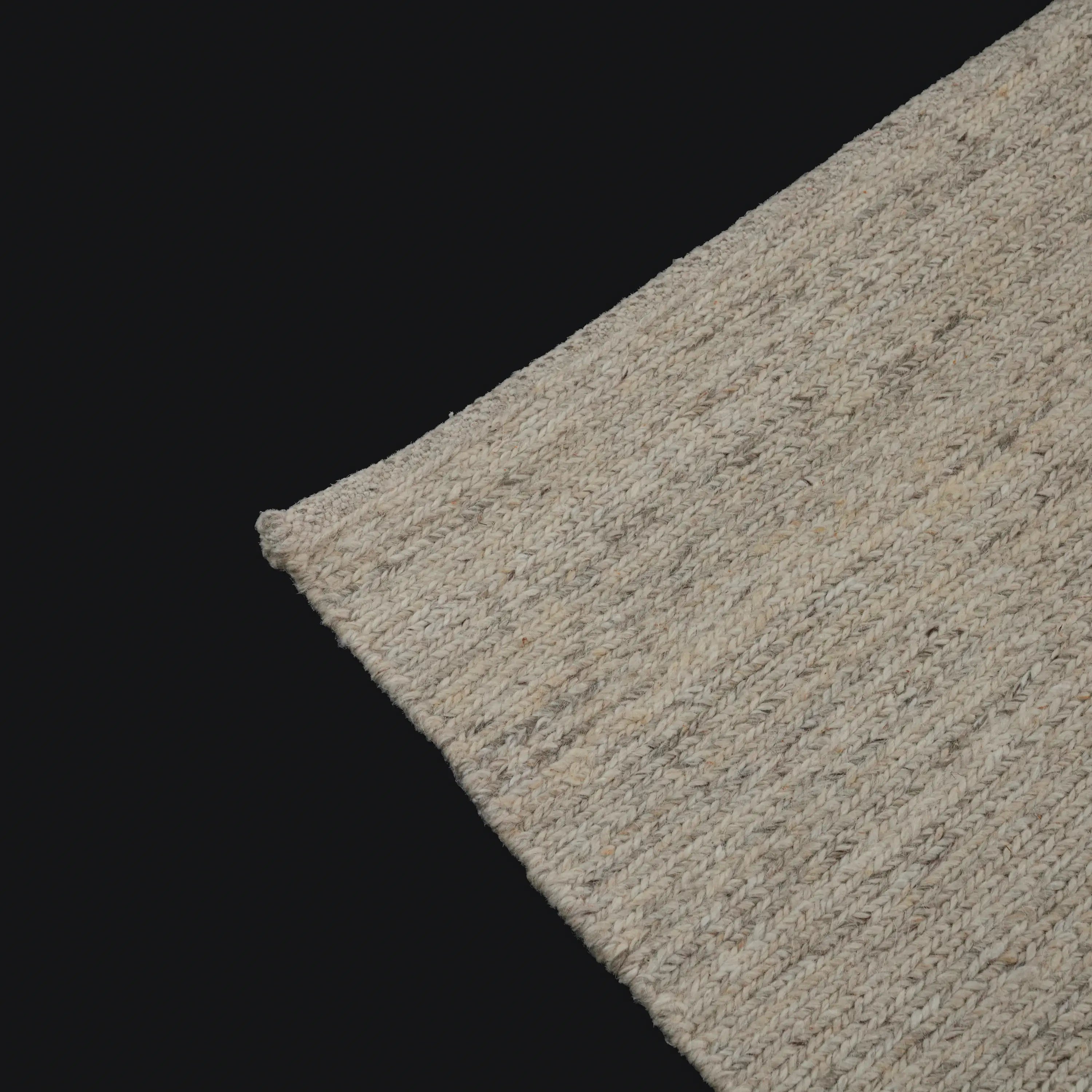 Handwoven Simple Pattern Wool Cream Rug