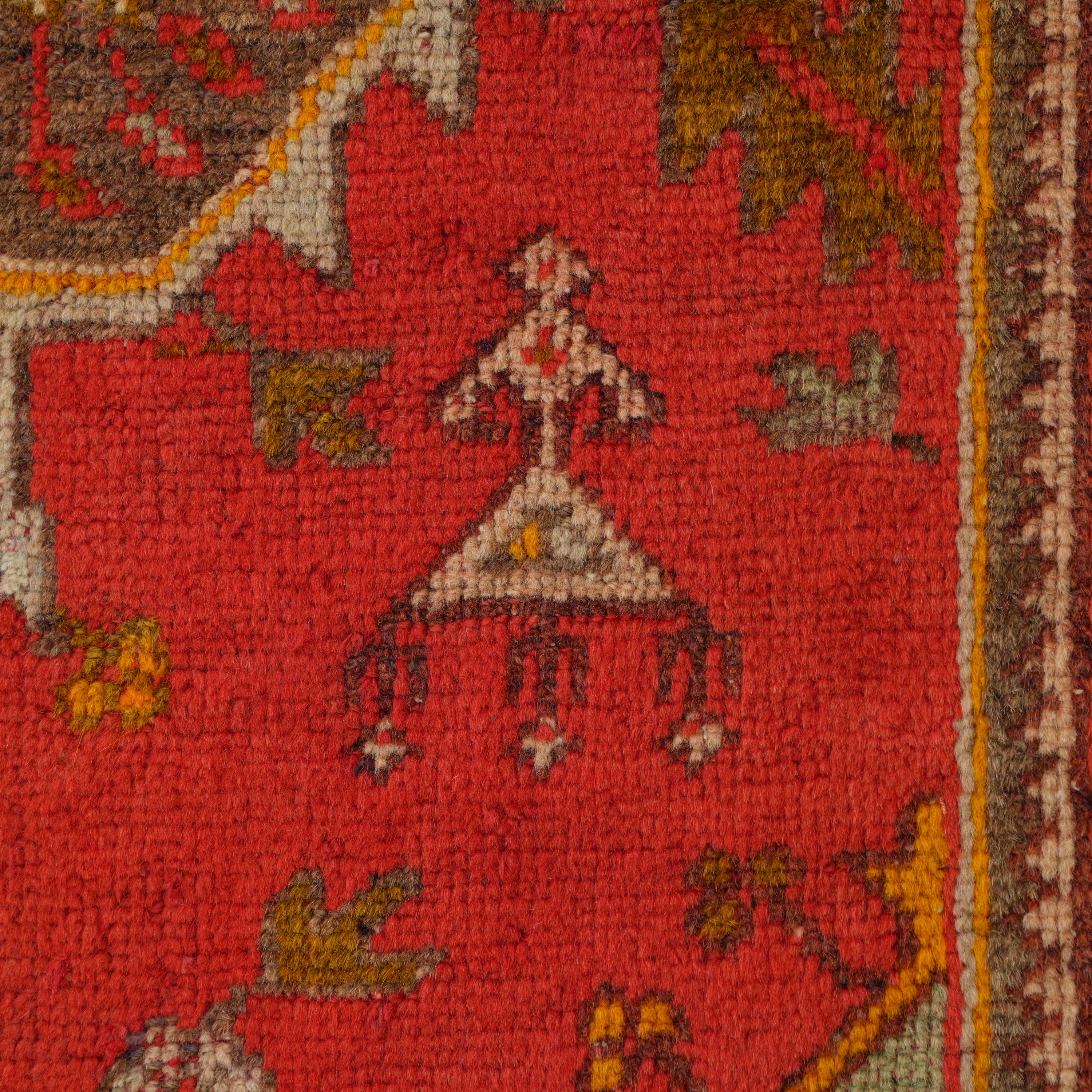 El Dokuma Uşak Desenli Kırmızı Kök Boyalı 130 Yaş Yün Halı