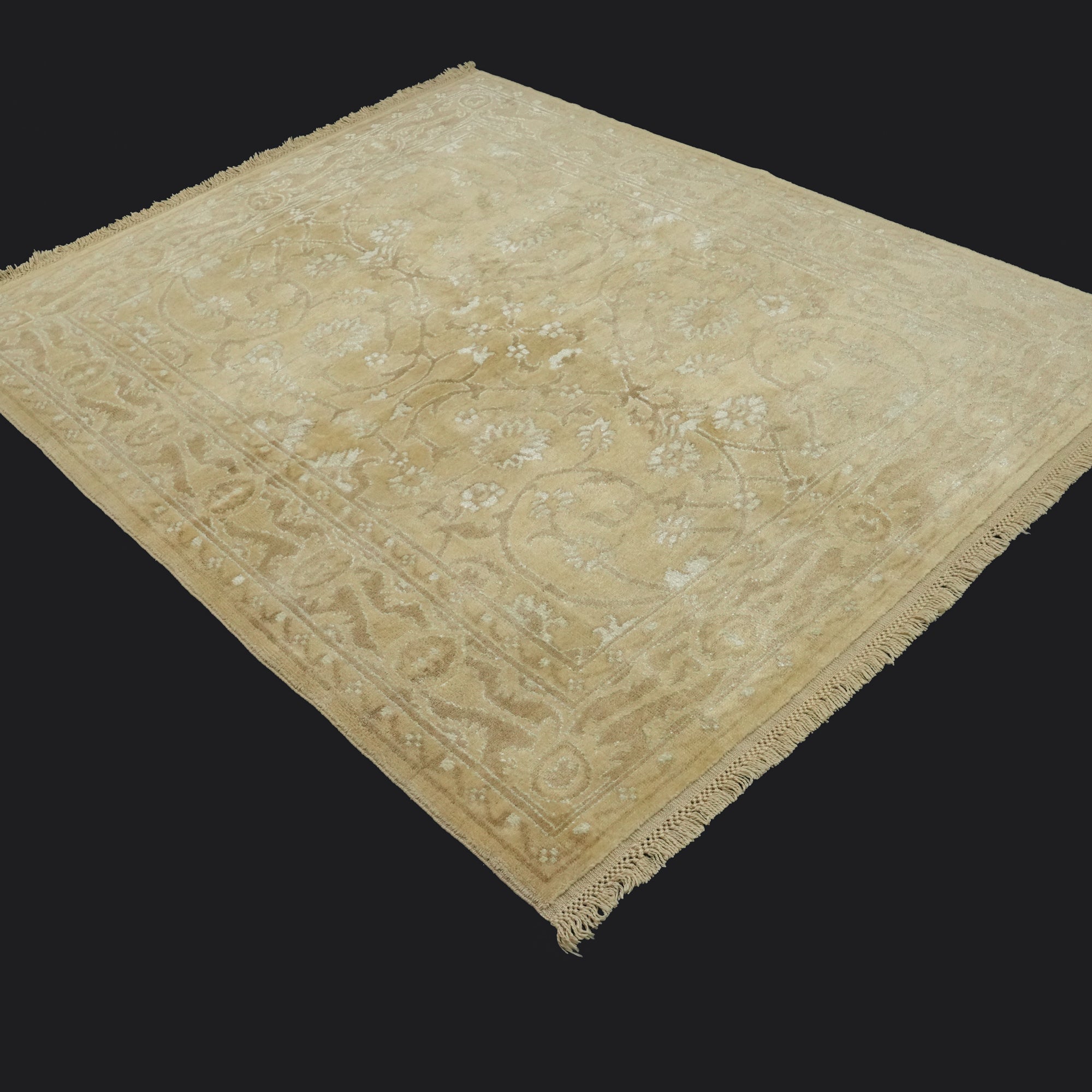 El Dokuma Uşak Desenli Krem Yün Halı