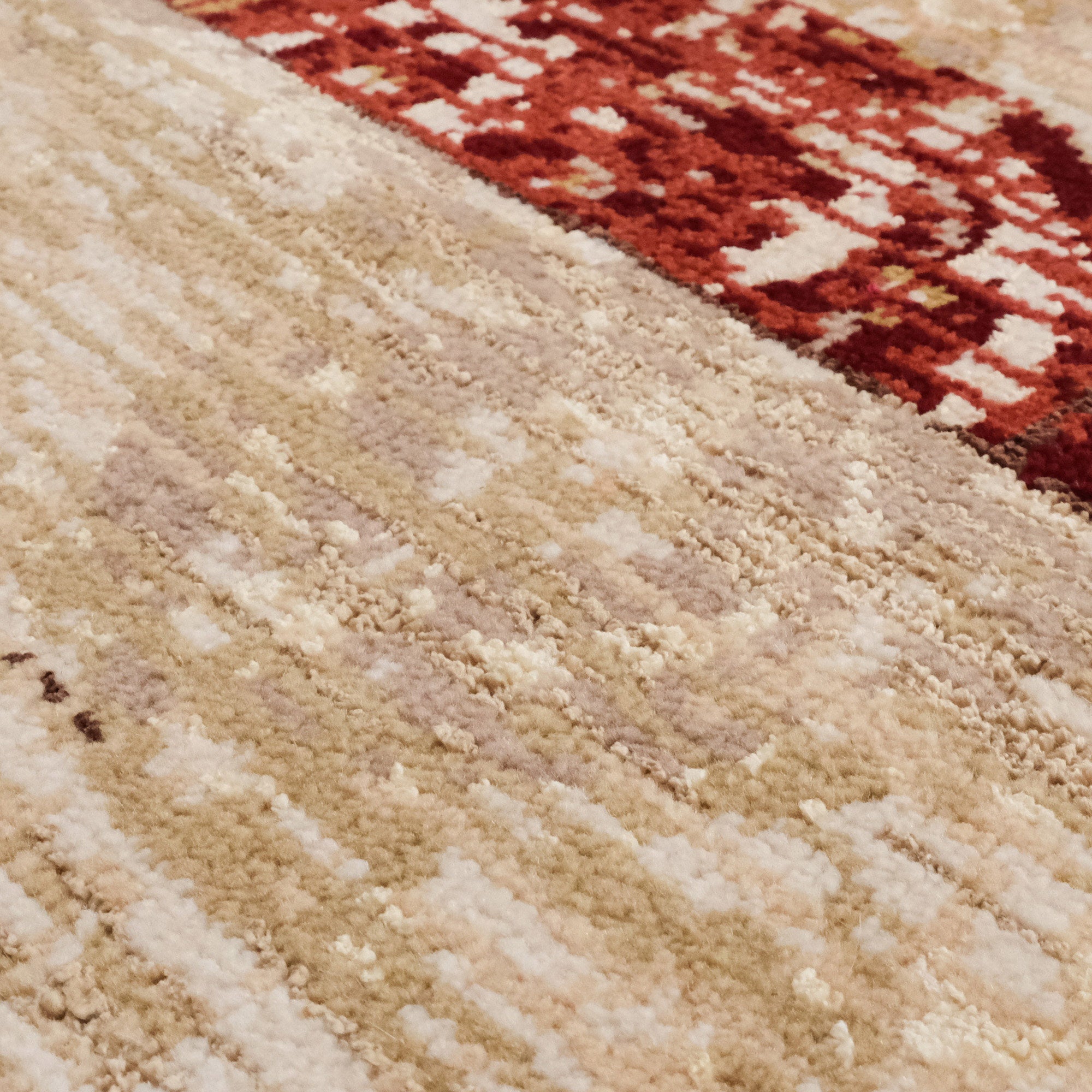 El Dokuma Vintage Desenli İpekli Yün Halı