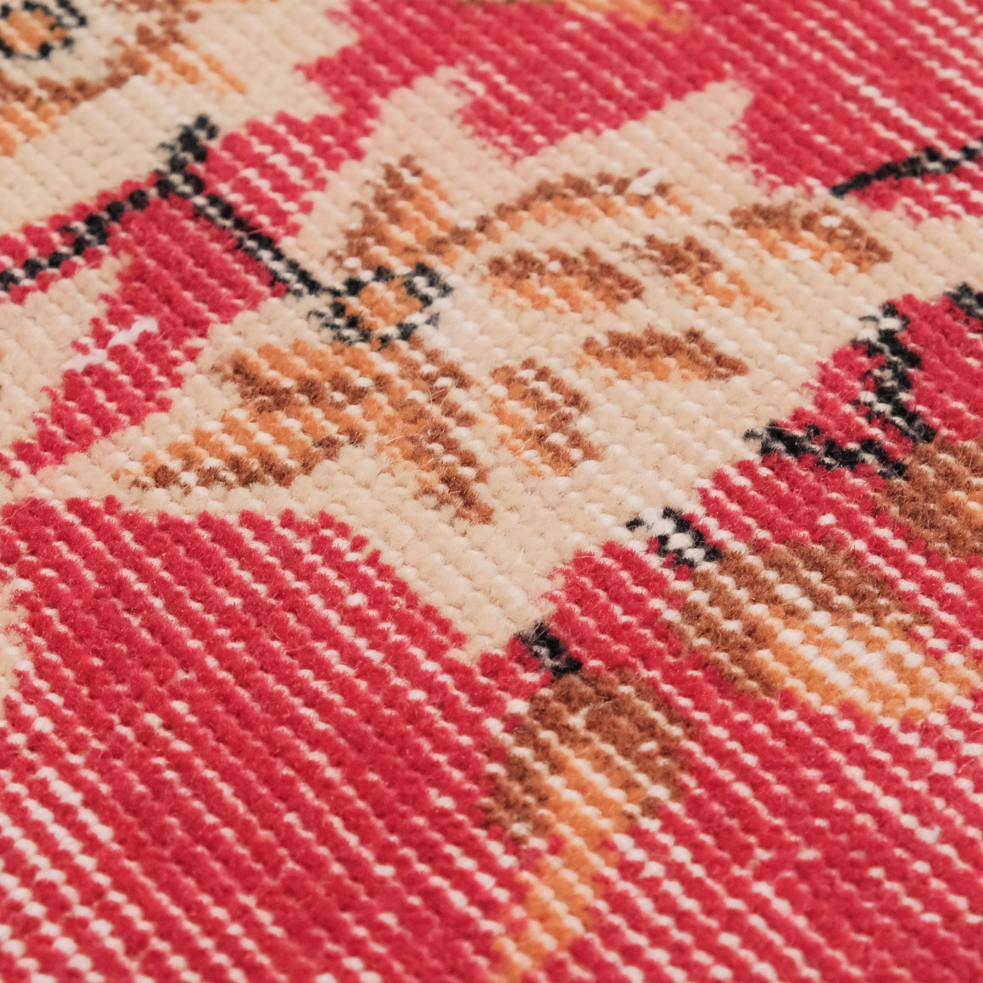 Hand-Woven Vintage Patterned Red Wool Modern Carpet