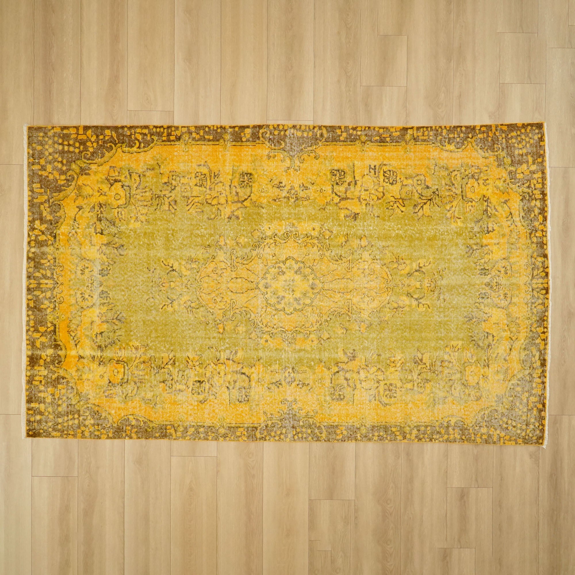 Hand-Woven Vintage Patterned Classic Yellow Wool Carpet