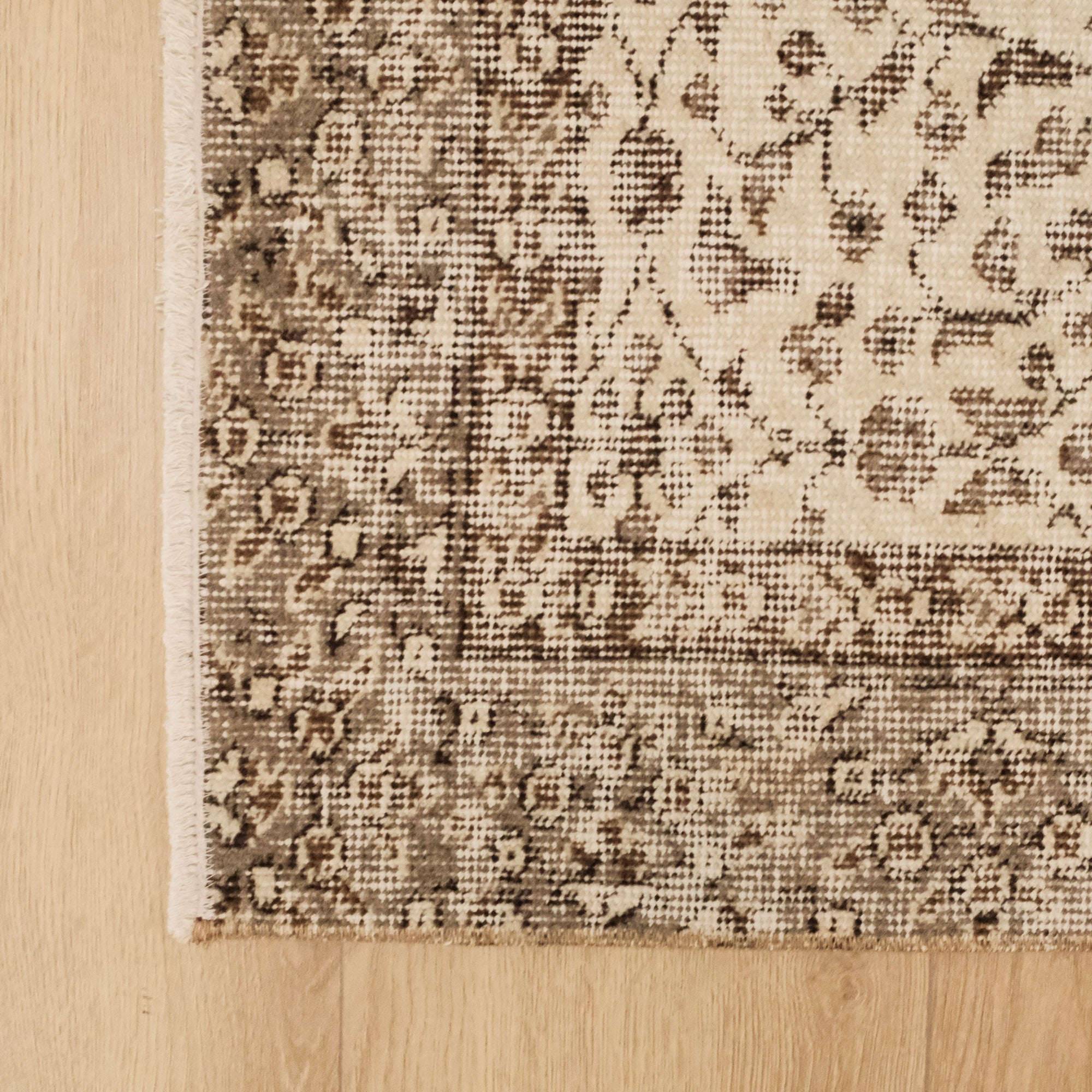 Hand Woven Vintage Patterned Cream Wool Carpet