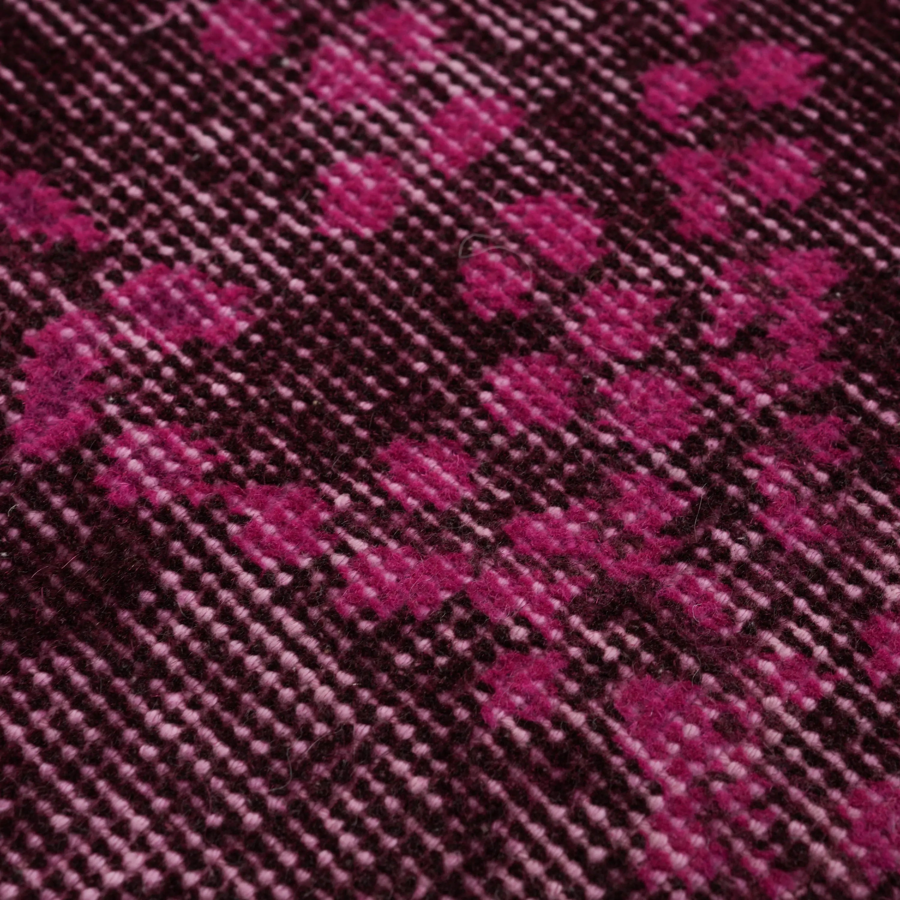 El Dokuma Vintage Desenli Pembe Yün Halı