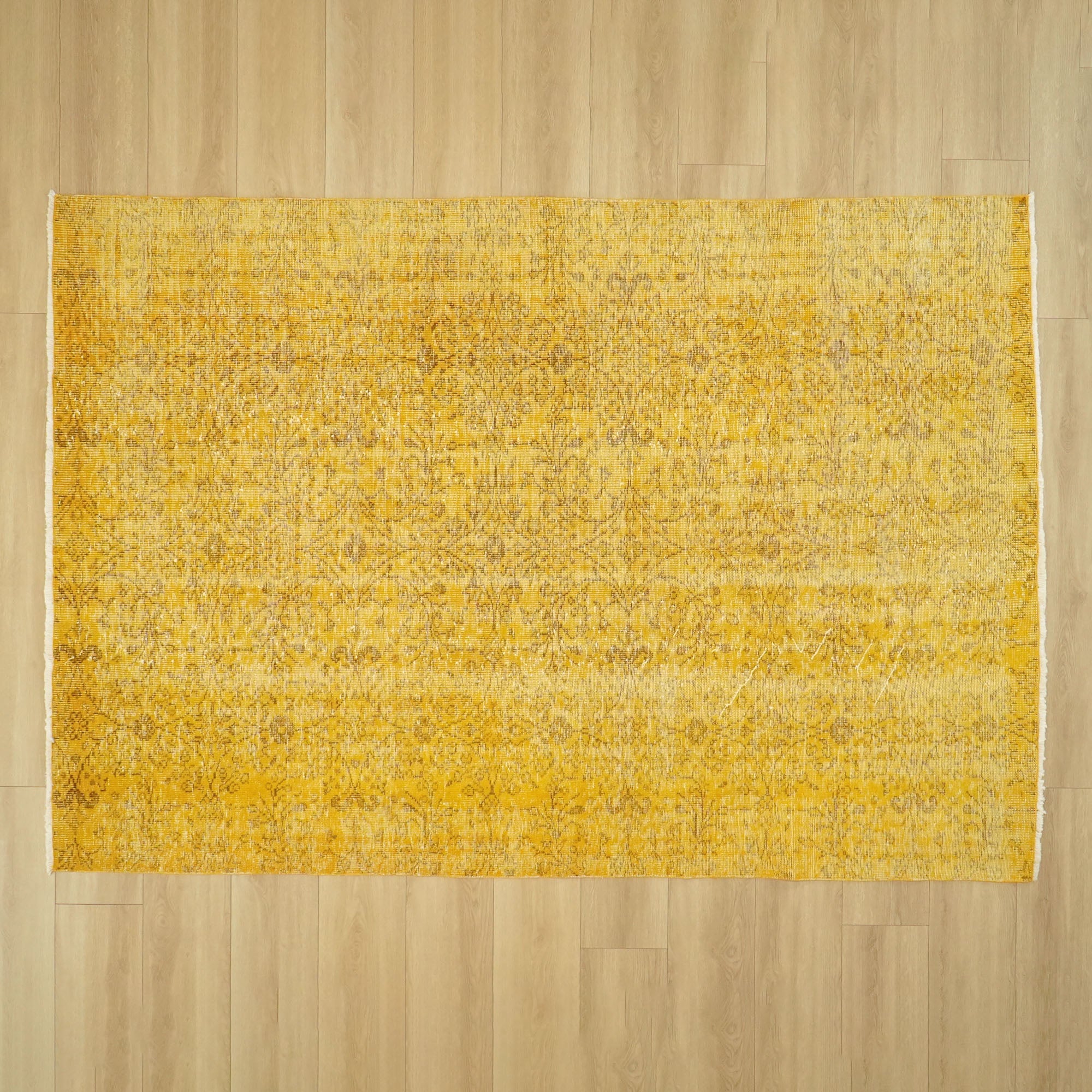 El Dokuma Vintage Desenli Sarı Yün Klasik Halı