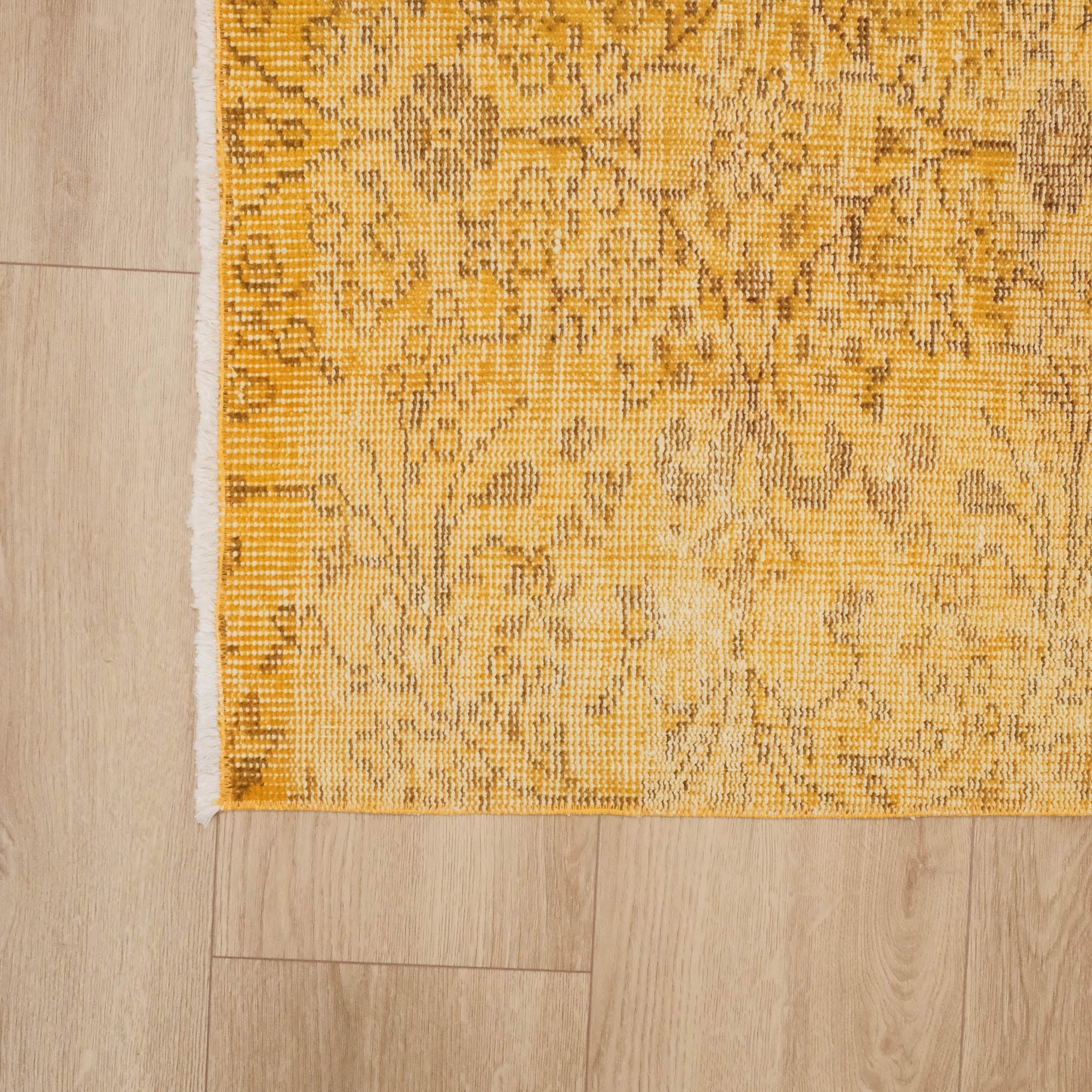 El Dokuma Vintage Desenli Sarı Yün Klasik Halı