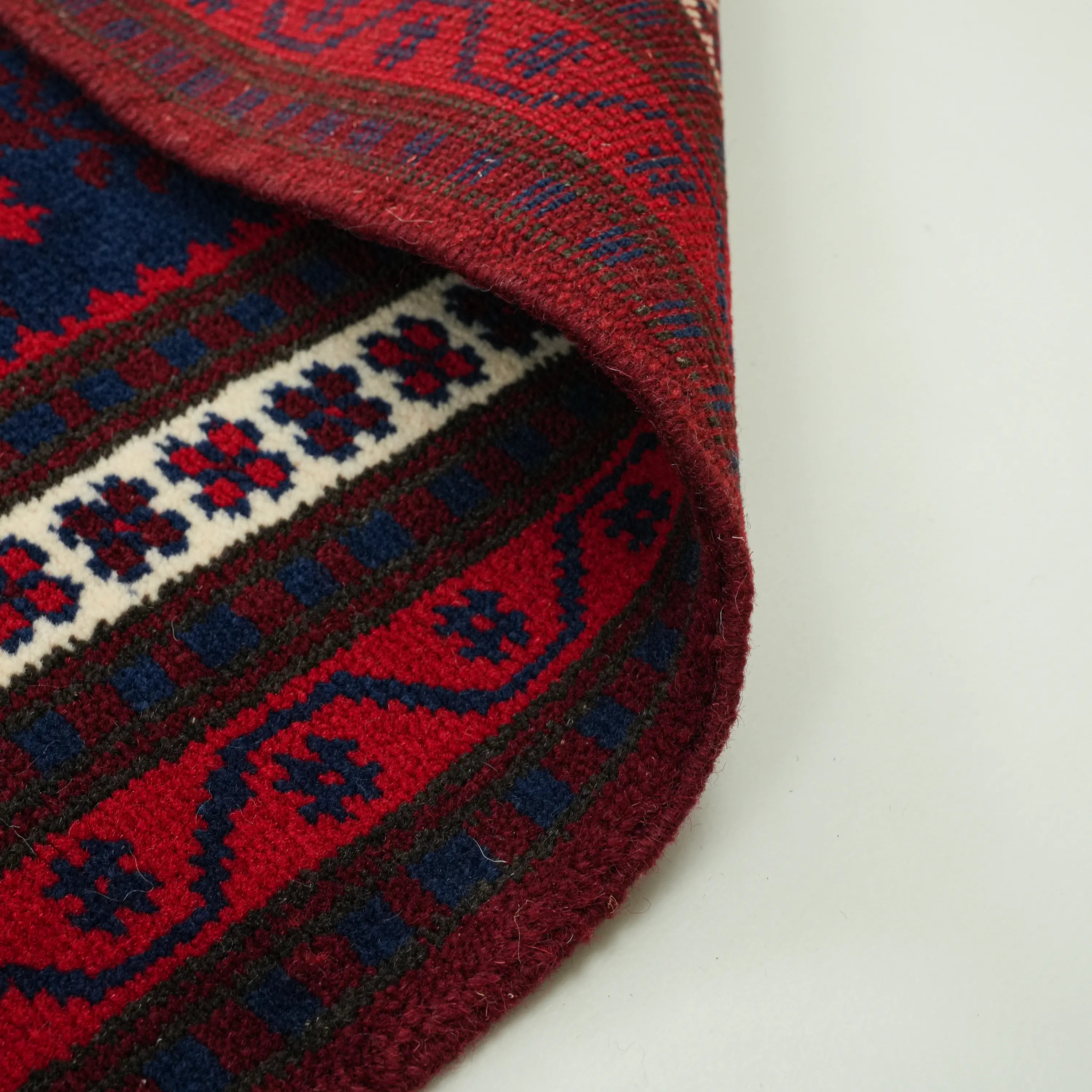 El Dokuma Yağcıbedir Desenli Lacivert Yün Etnik Halı