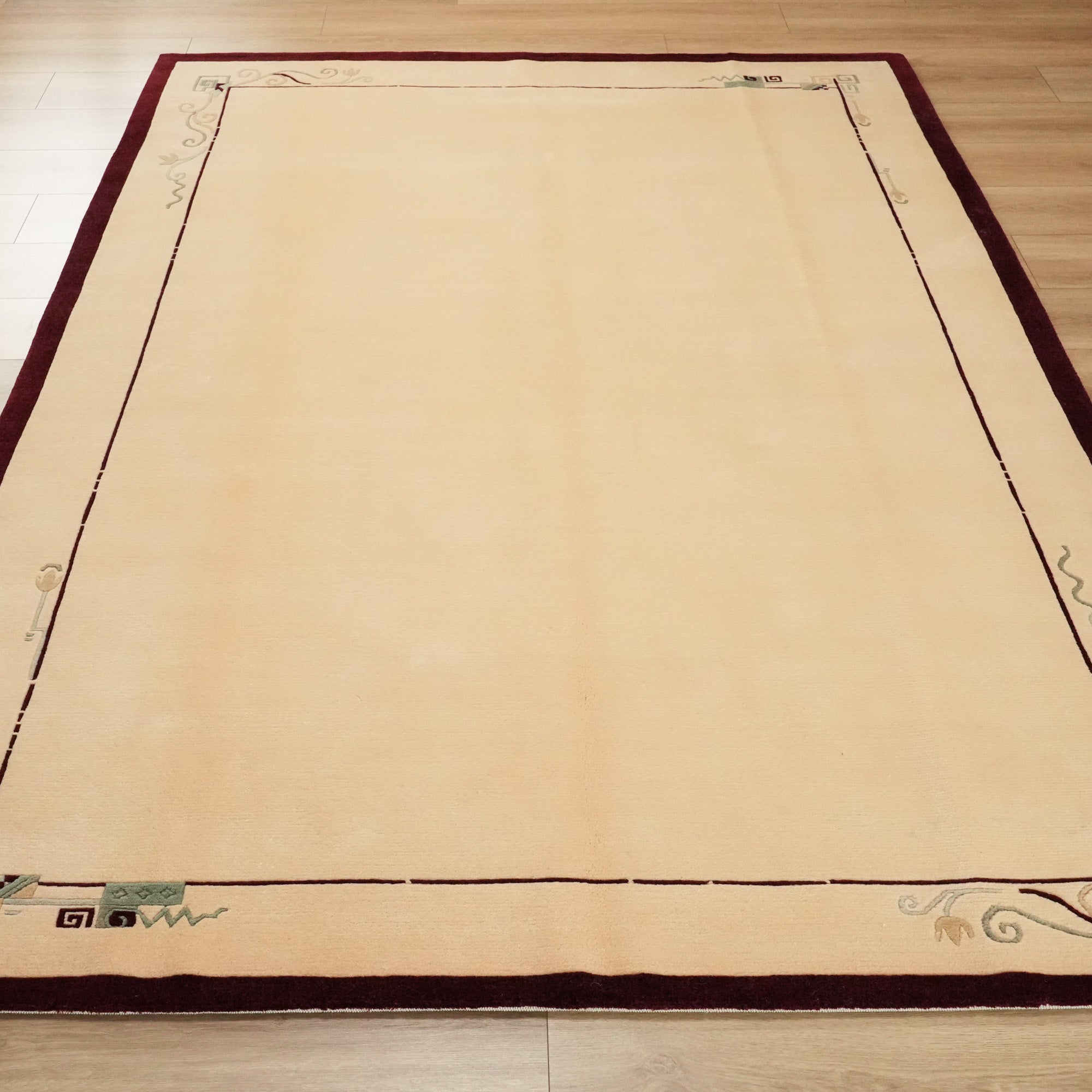 El Dokuma Yün Çerçeve Desenli Krem Halı