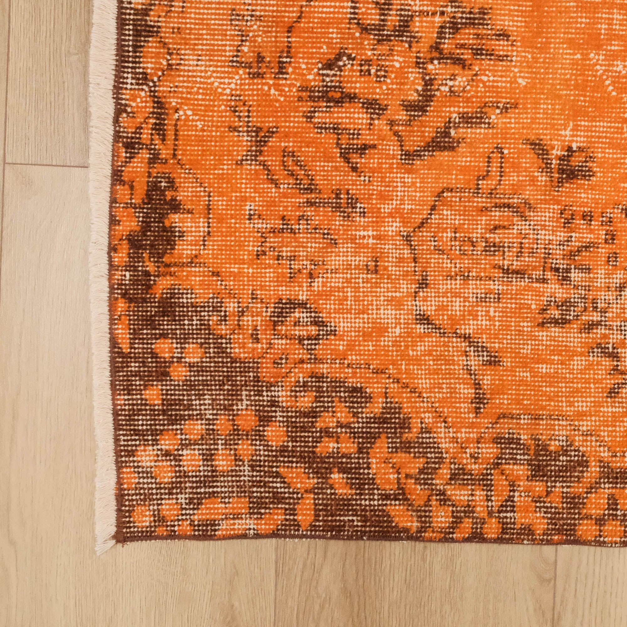 El Dokuma Yün Vintage Desenli Turuncu Halı