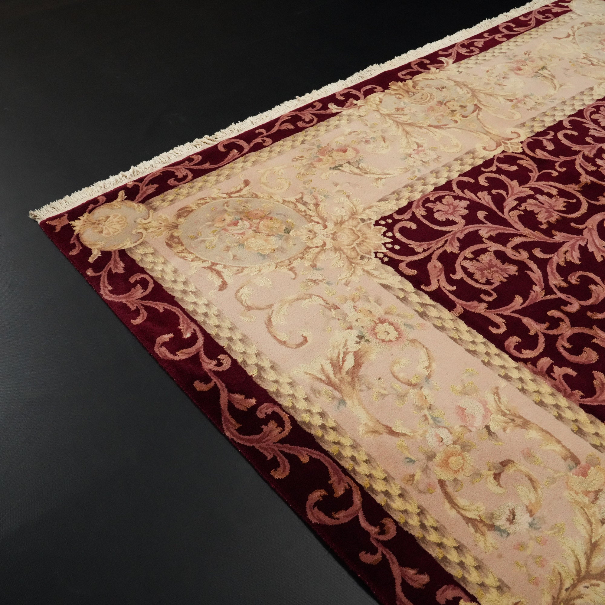 Hand Woven Frame Patterned Burgundy Wool Carpet