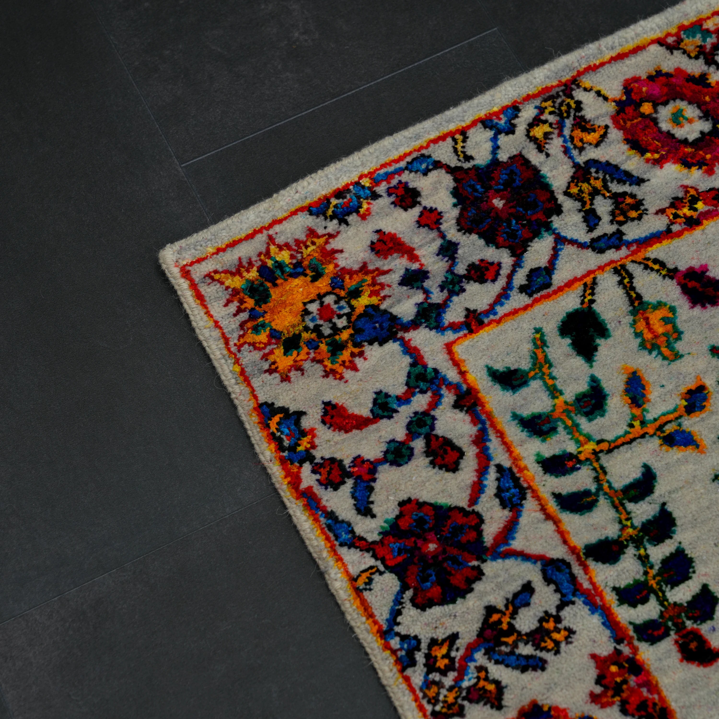 Elvan Series Handwoven Uşak Patterned colorful Silk Rug