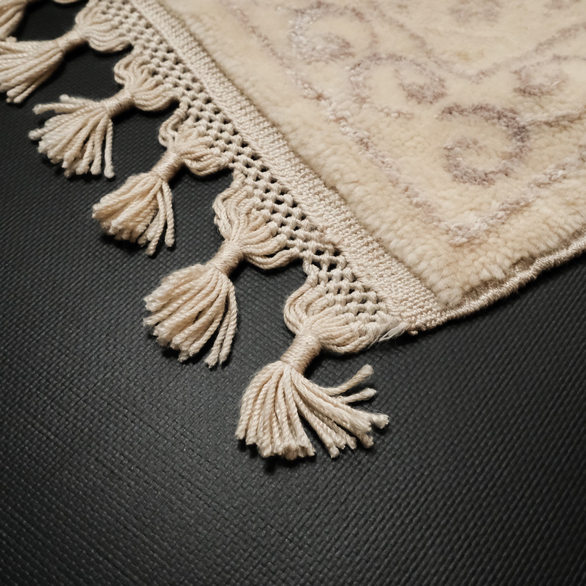 Emirgan Series Floral Design Hand Woven Carpet