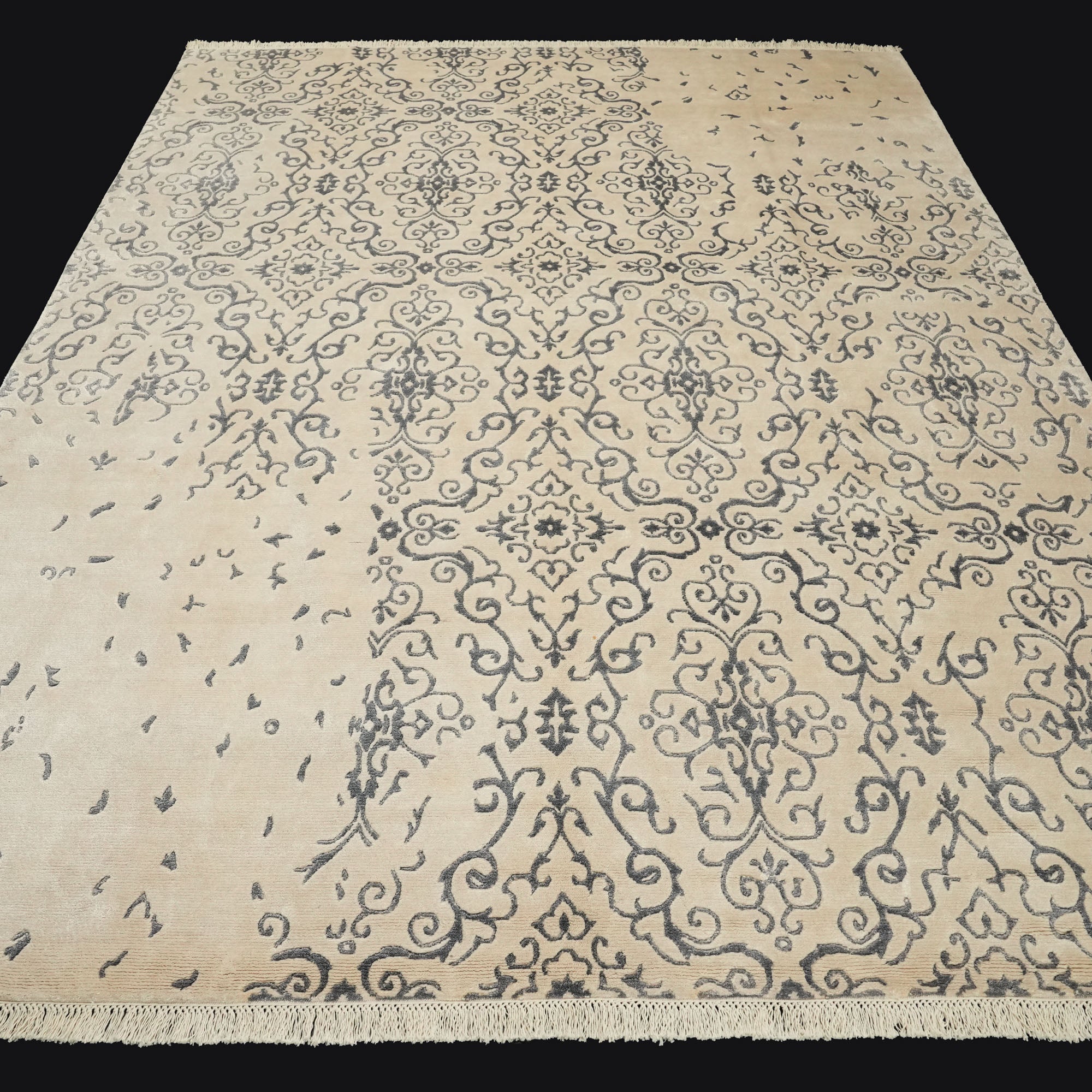 Wrought Iron Series Vintage Design Hand Woven Carpet