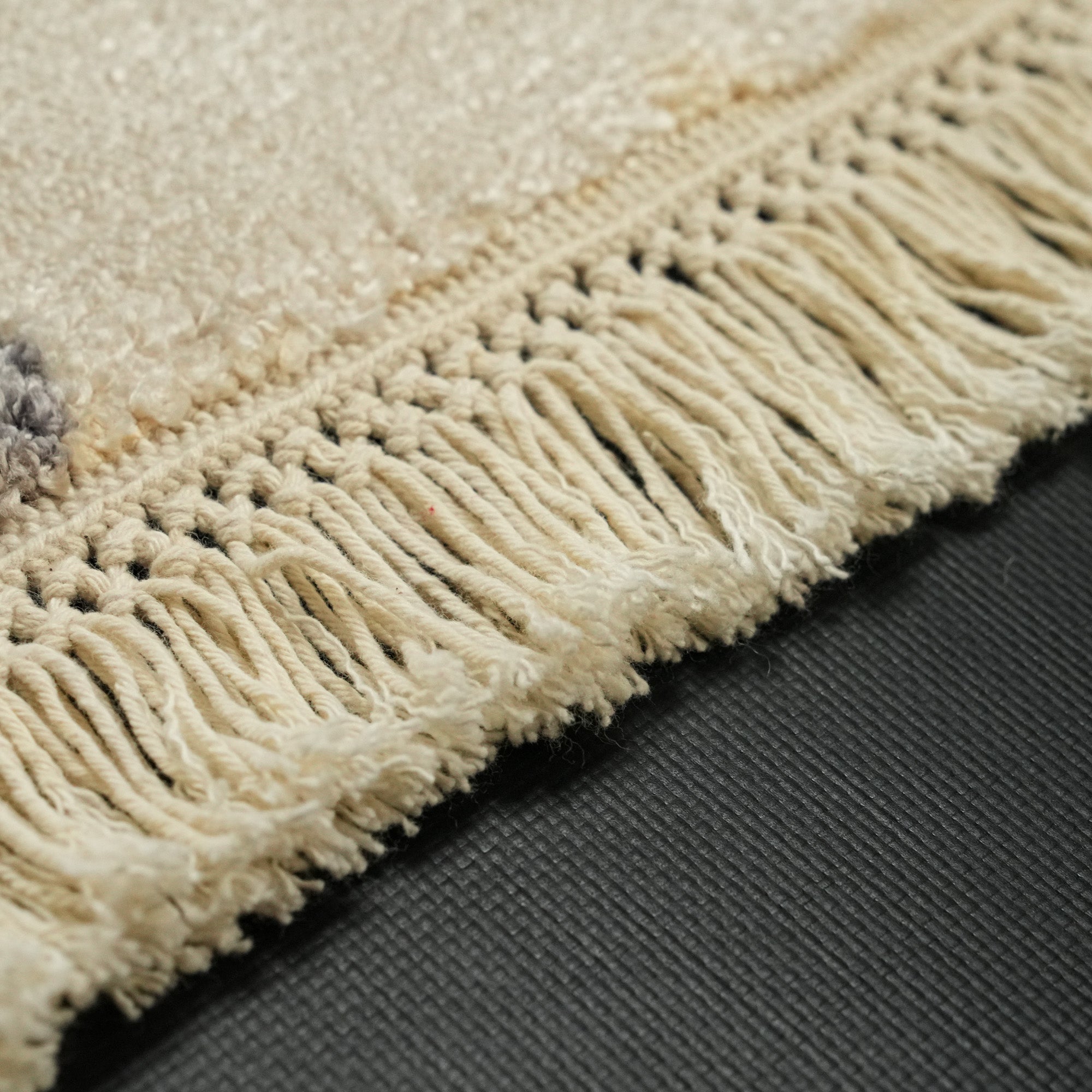 Wrought Iron Series Vintage Design Hand Woven Carpet