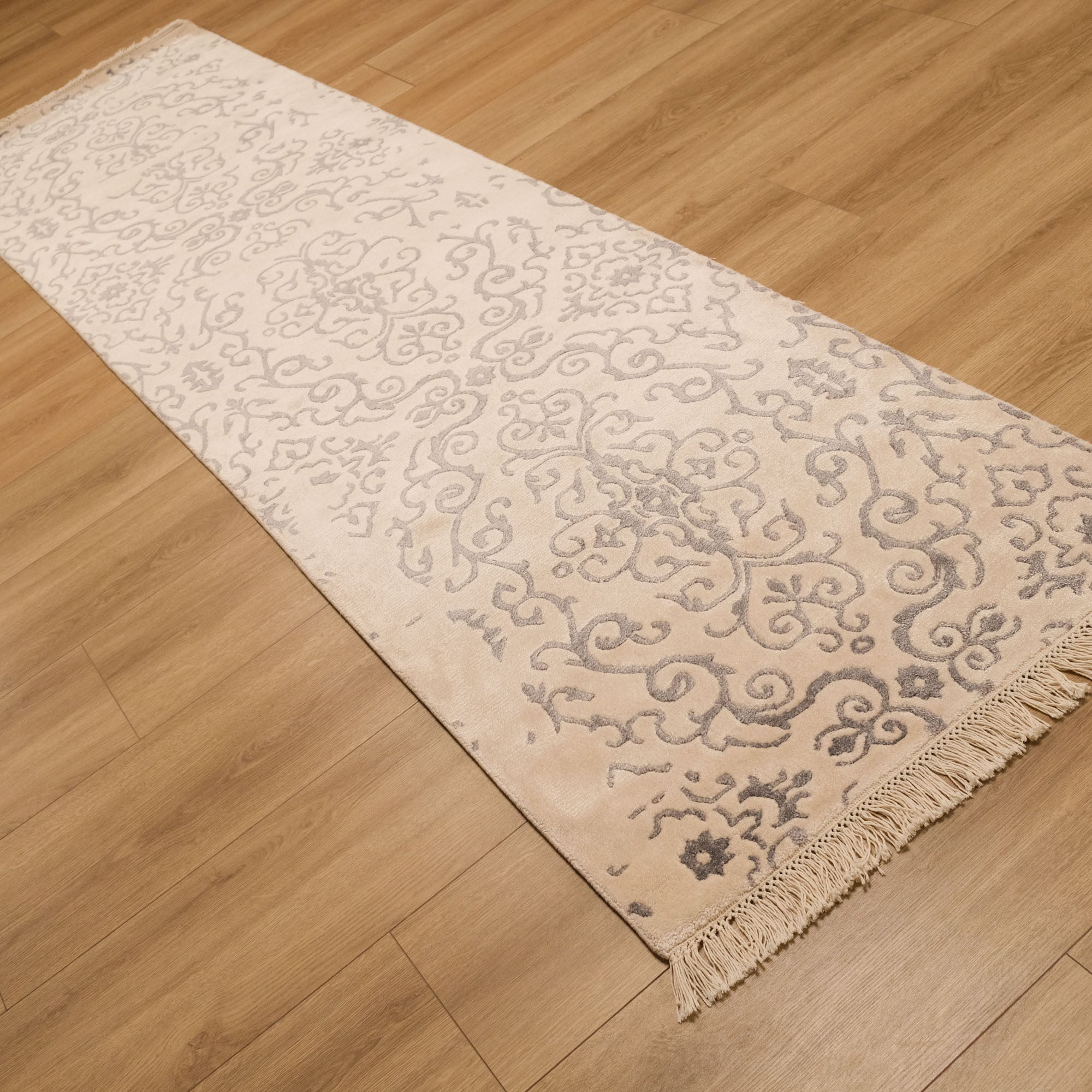 Wrought Iron Series Vintage Design Hand Woven Carpet