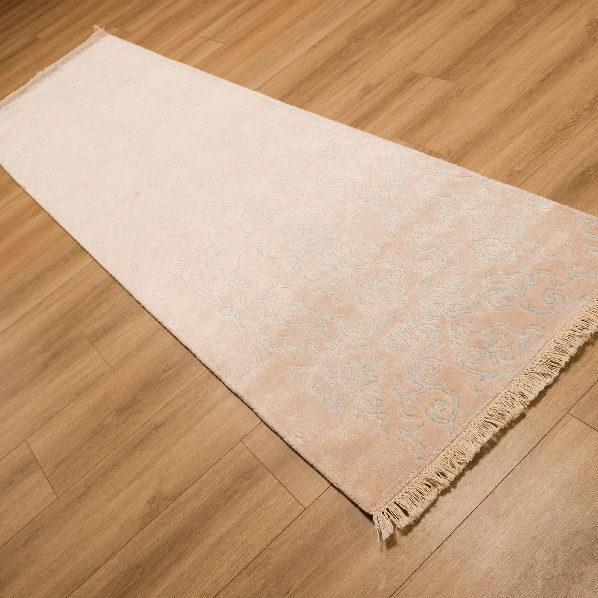 Wrought Iron Series Vintage Design Hand Woven Carpet