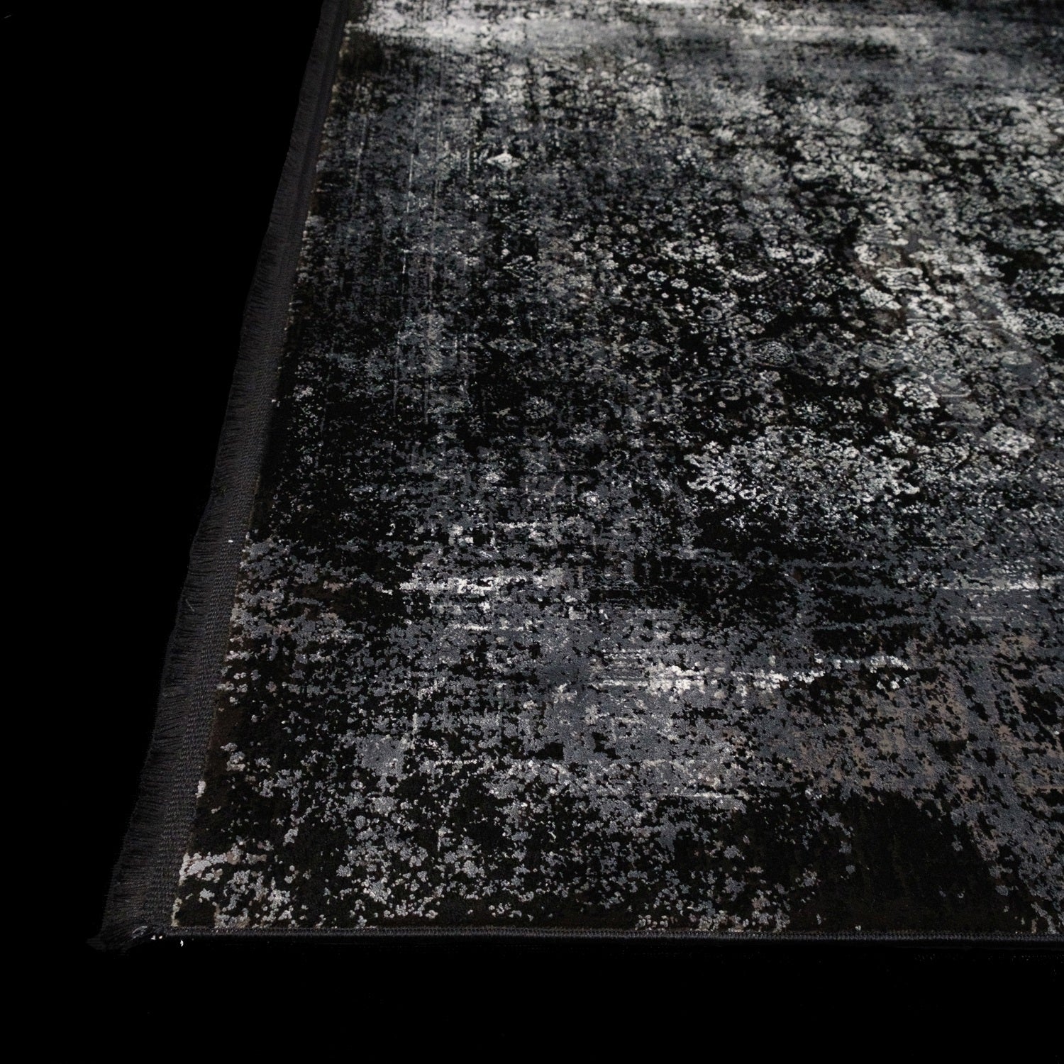 Fresco Vintage Design Machine Woven Carpet