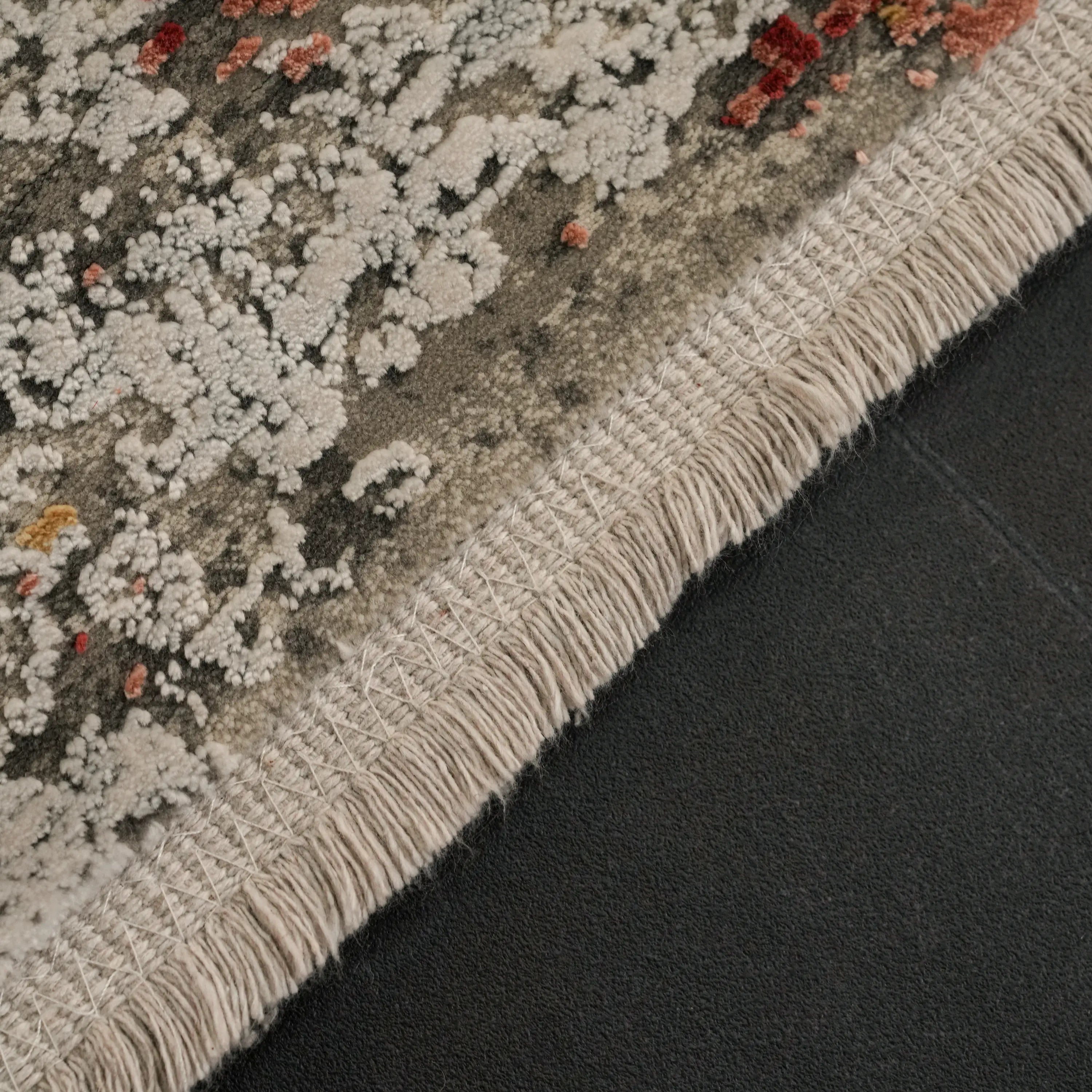 Fresco Series Vintage Patterned Gray Viscose Rug