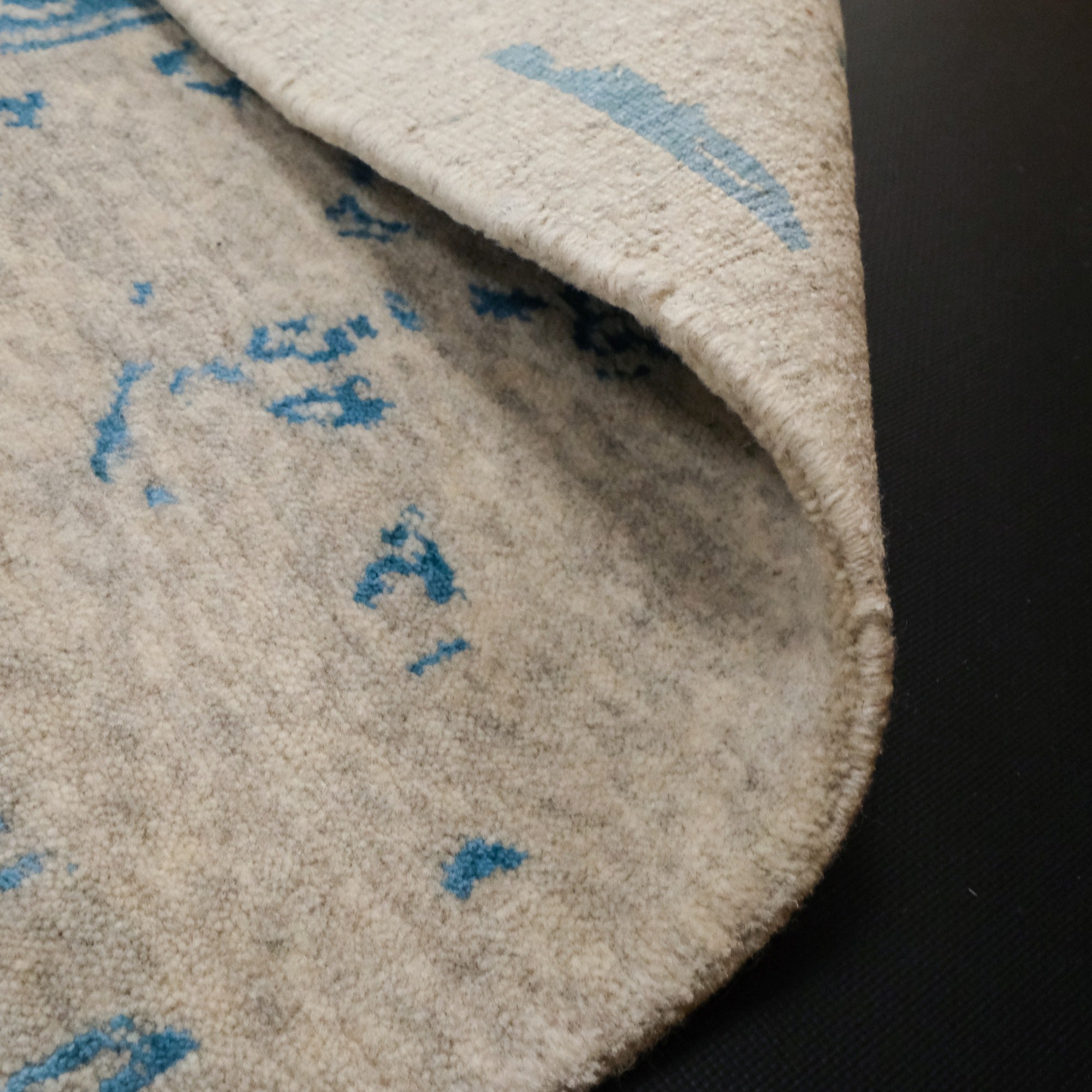 Glaze Series Silk Handwoven Vintage Patterned Blue Rug