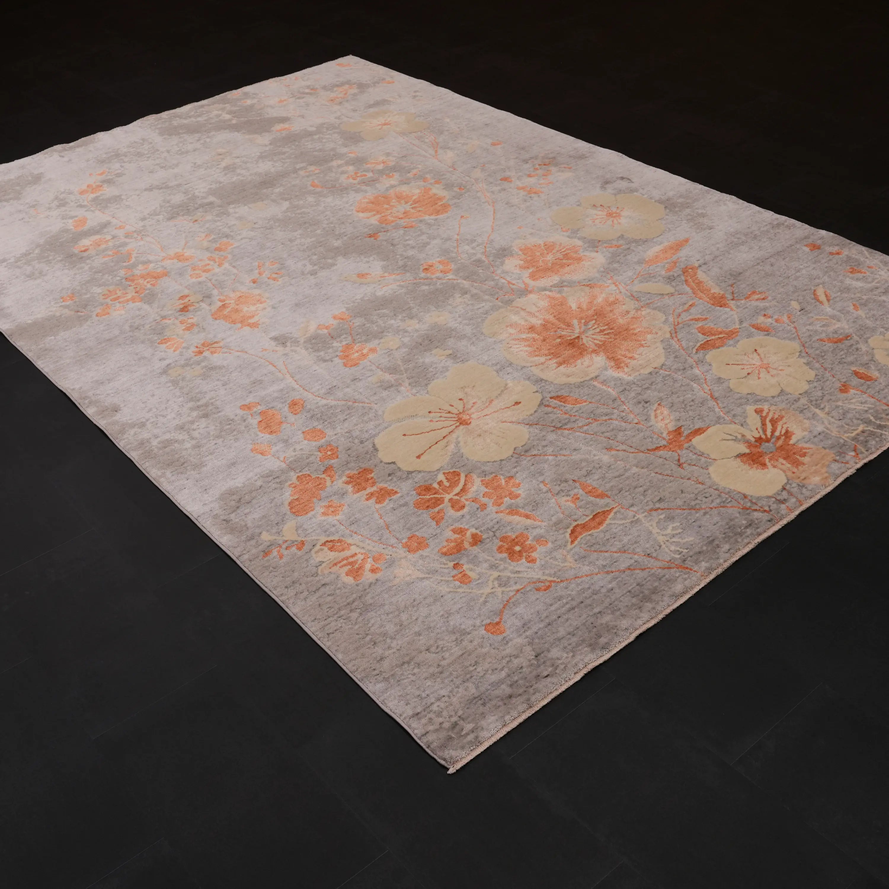 Günyolu Series Floral Patterned Gray Loom-Woven Natural Rug