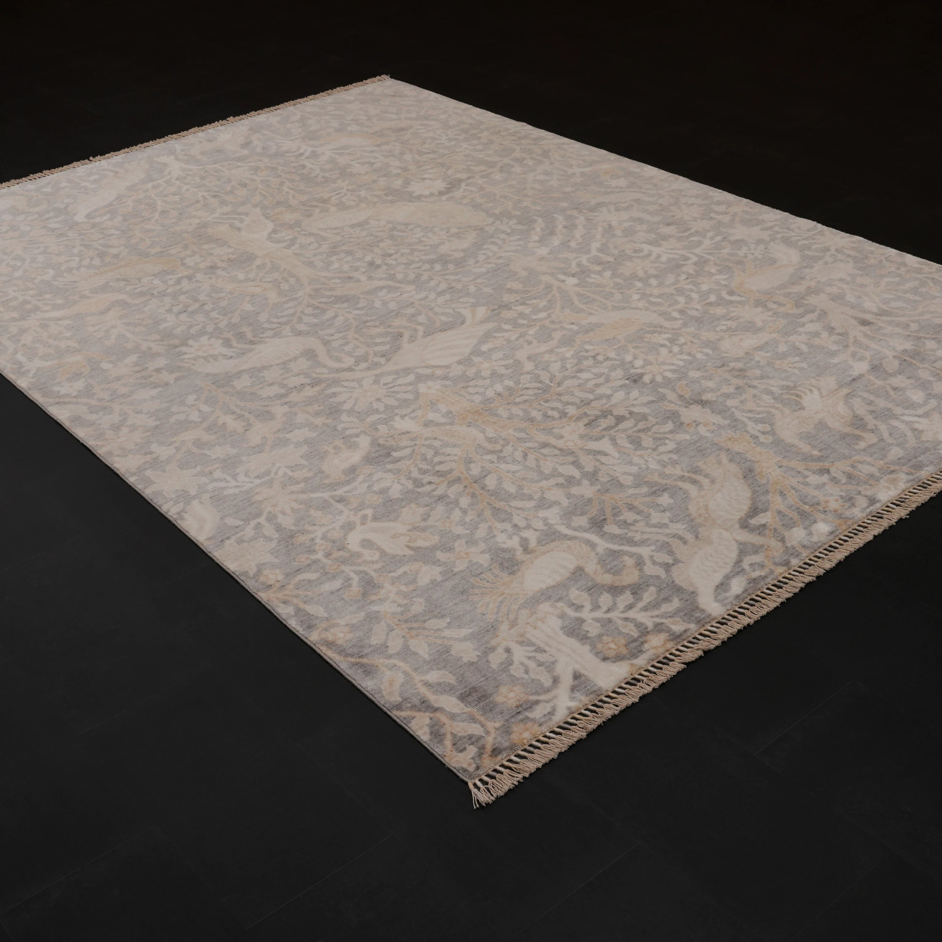 Günyolu Serisi Çiçek Desenli Gri Tezgah Dokuma Doğal Halı