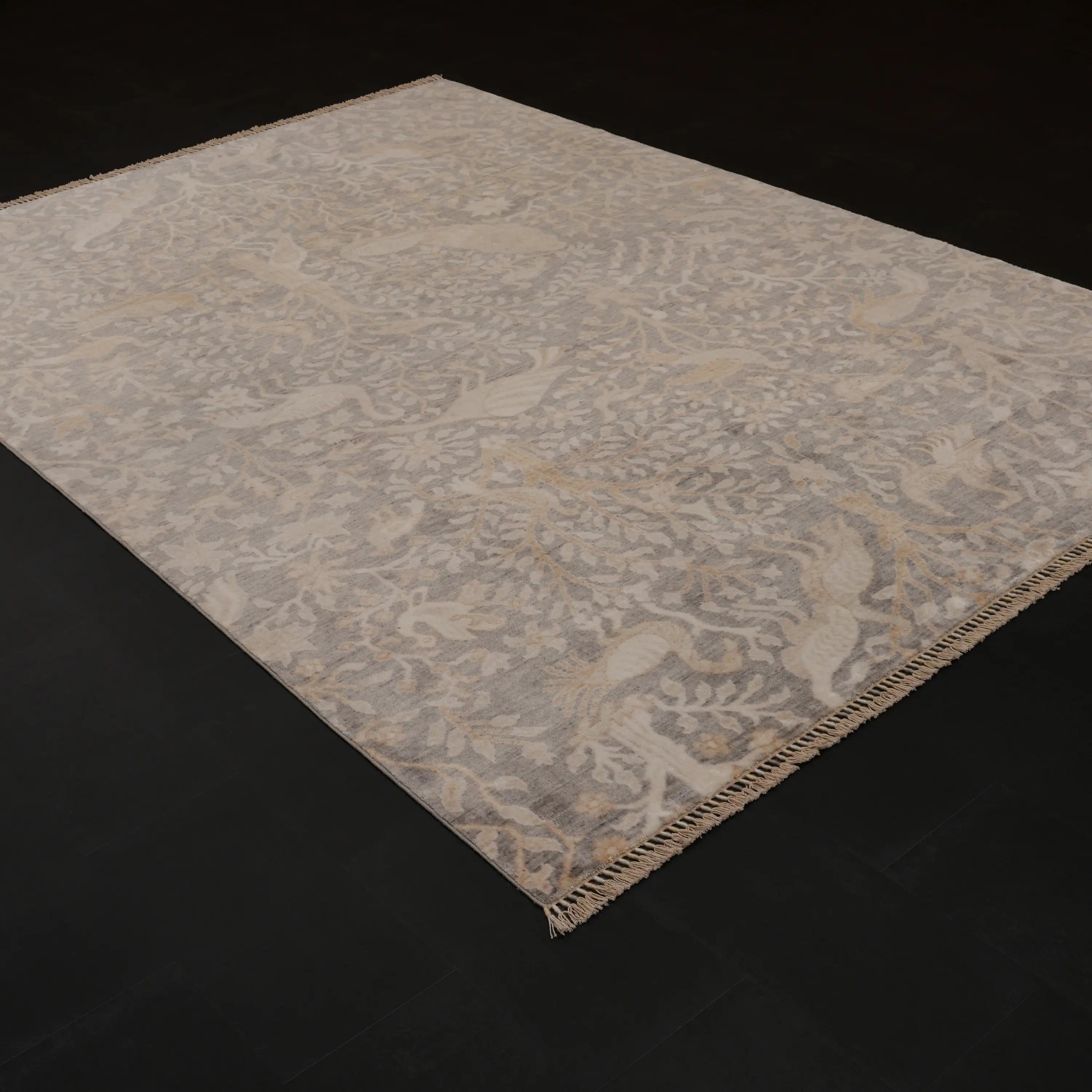 Günyolu Series Floral Patterned Gray Loom-Woven Natural Rug