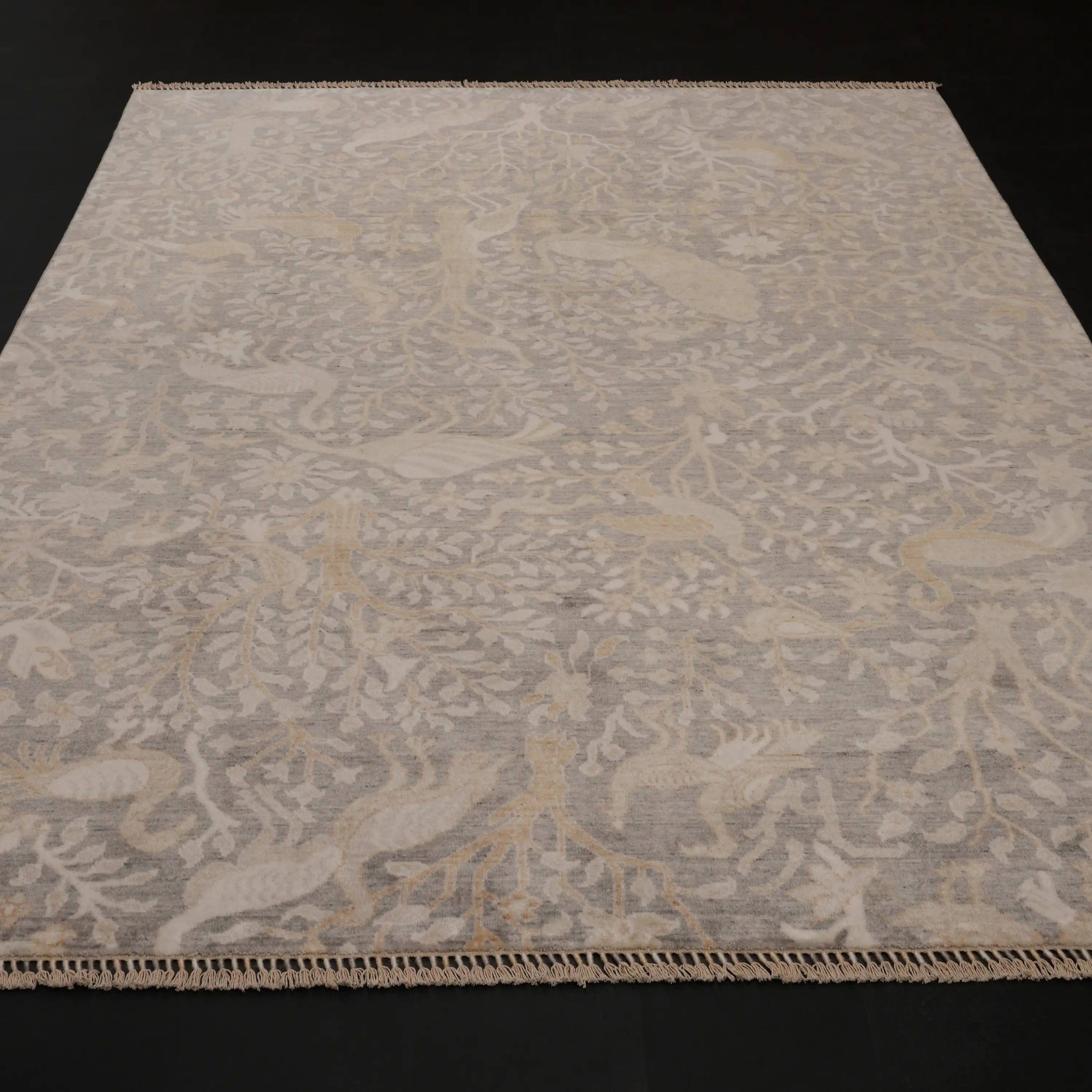 Günyolu Series Floral Patterned Gray Loom-Woven Natural Rug
