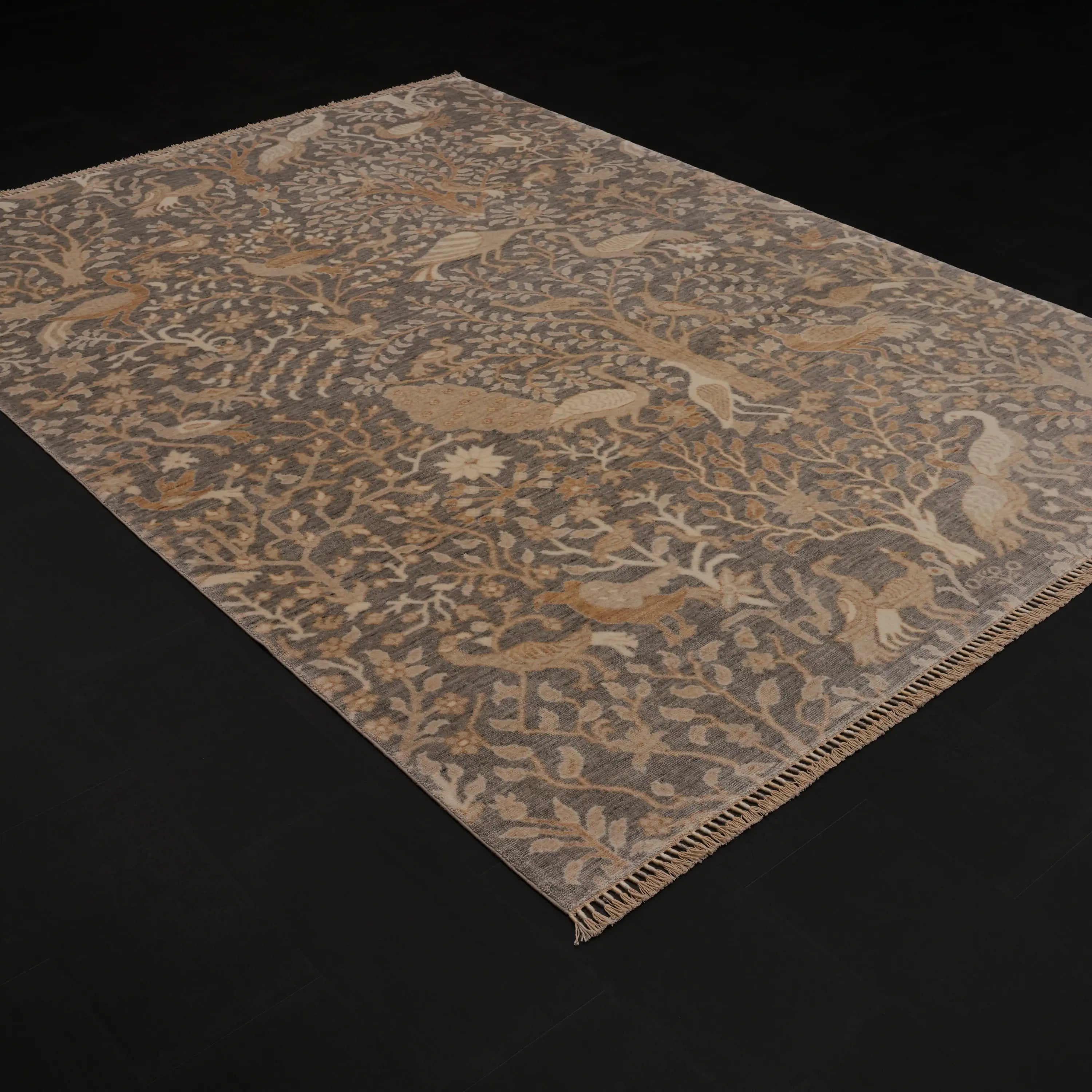 Günyolu Series Floral Patterned Gray Loom-Woven Natural Rug