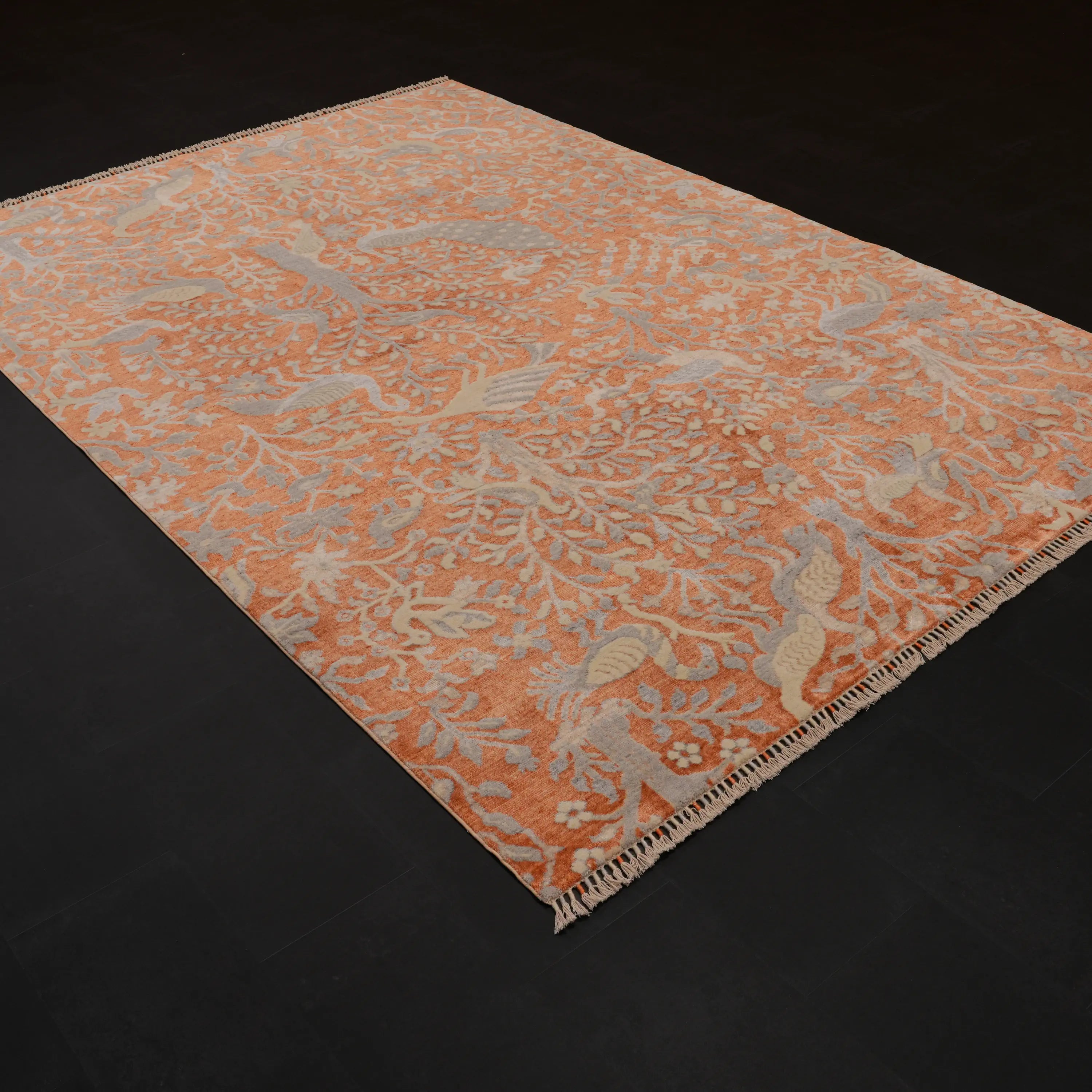 Günyolu Series Floral Patterned Terra Loom-Woven Natural Rug