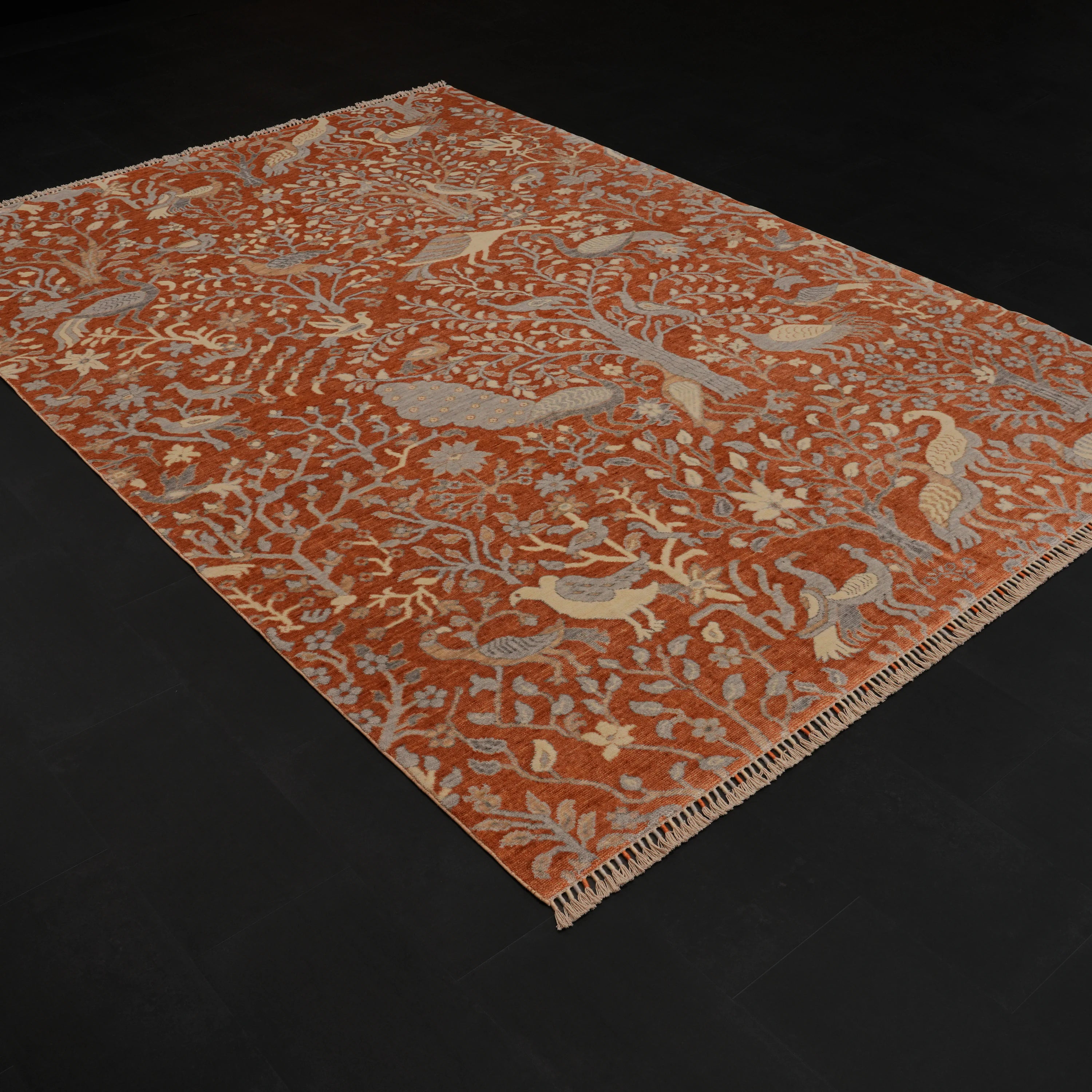 Günyolu Series Floral Patterned Terra Loom-Woven Natural Rug