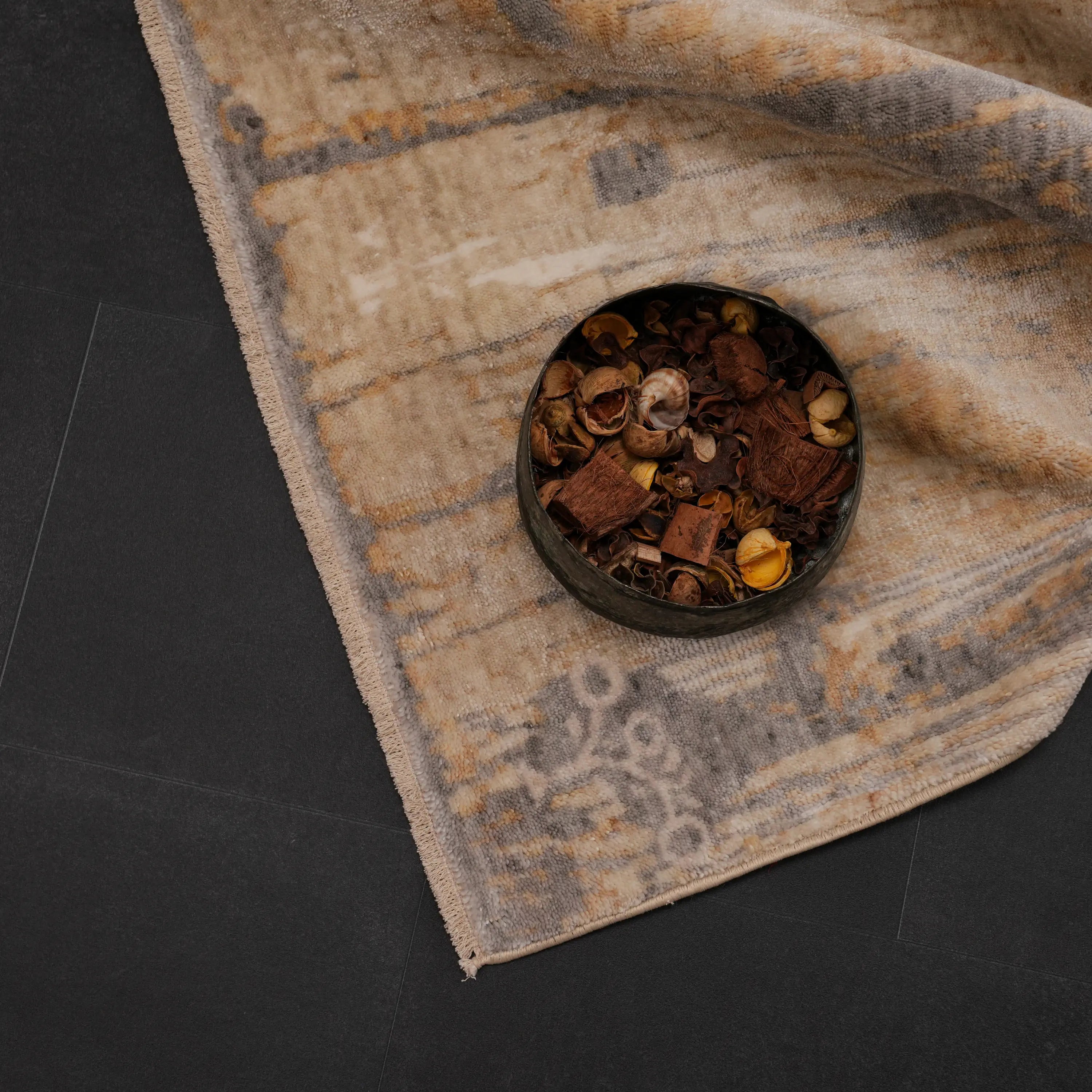 Günyolu Serisi Eğin (Kemaliye) Kapı Desenli Vizon Tezgah Dokuma Doğal Halı