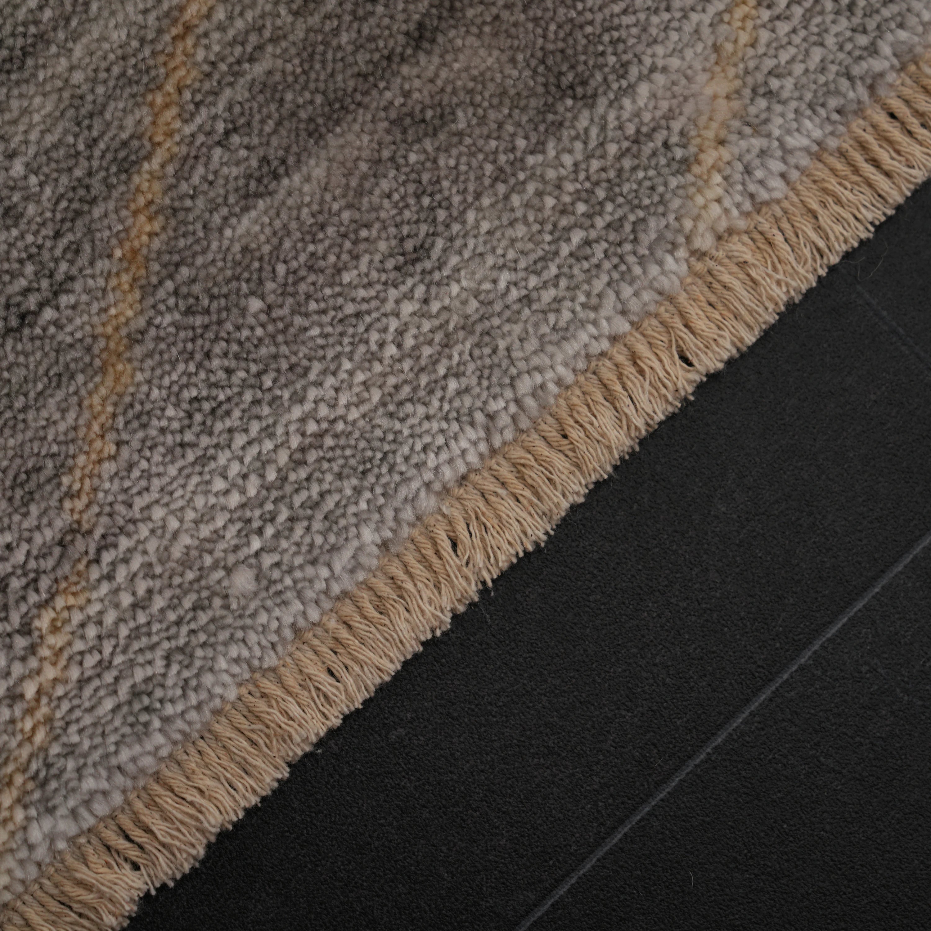 Günyolu Serisi Gri Soyut Desenli Tezgah Dokuma Doğal Halı