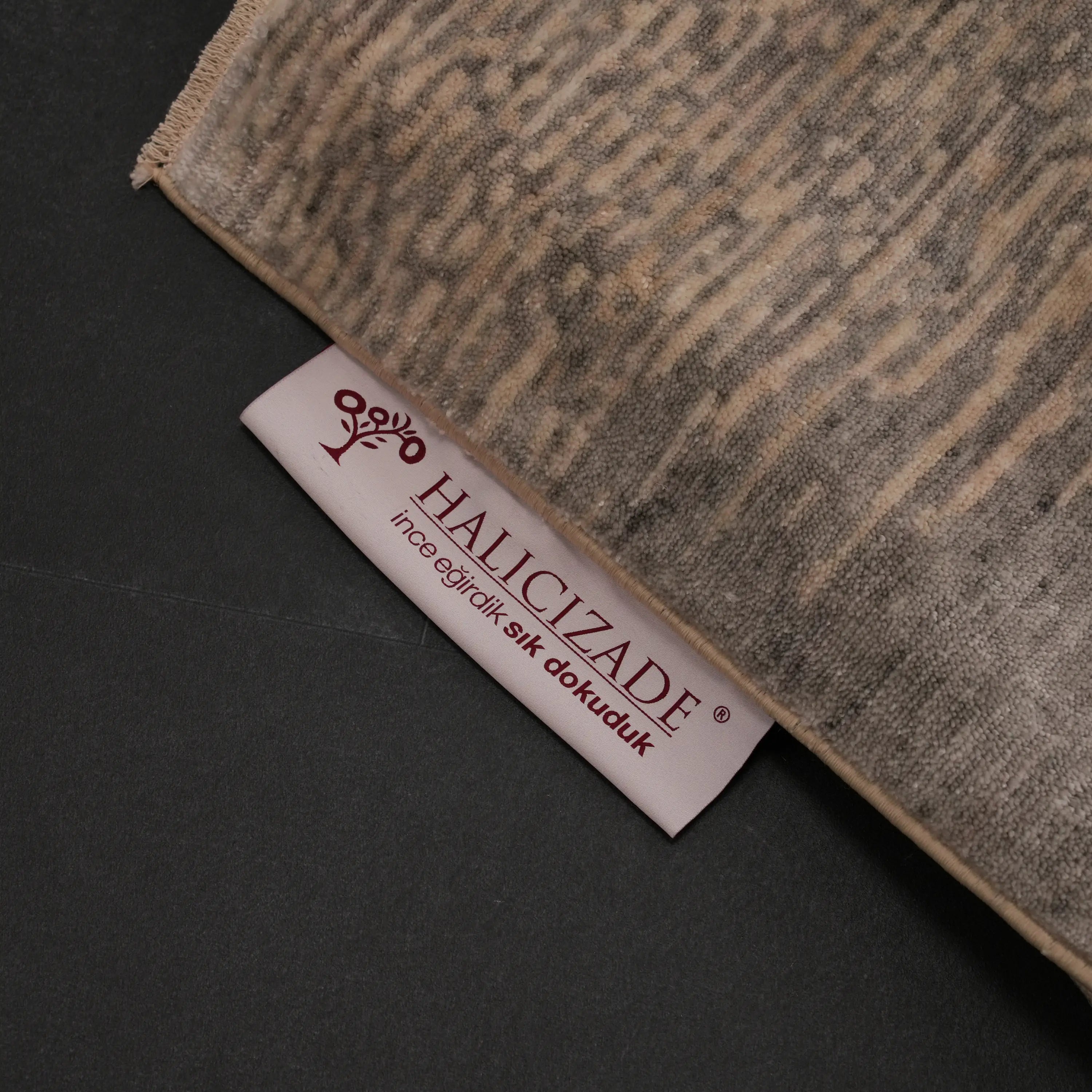 Günyolu Serisi Kemaliye Karanlık Kanyon Desenli Bej Tezgah Dokuma Doğal Halı