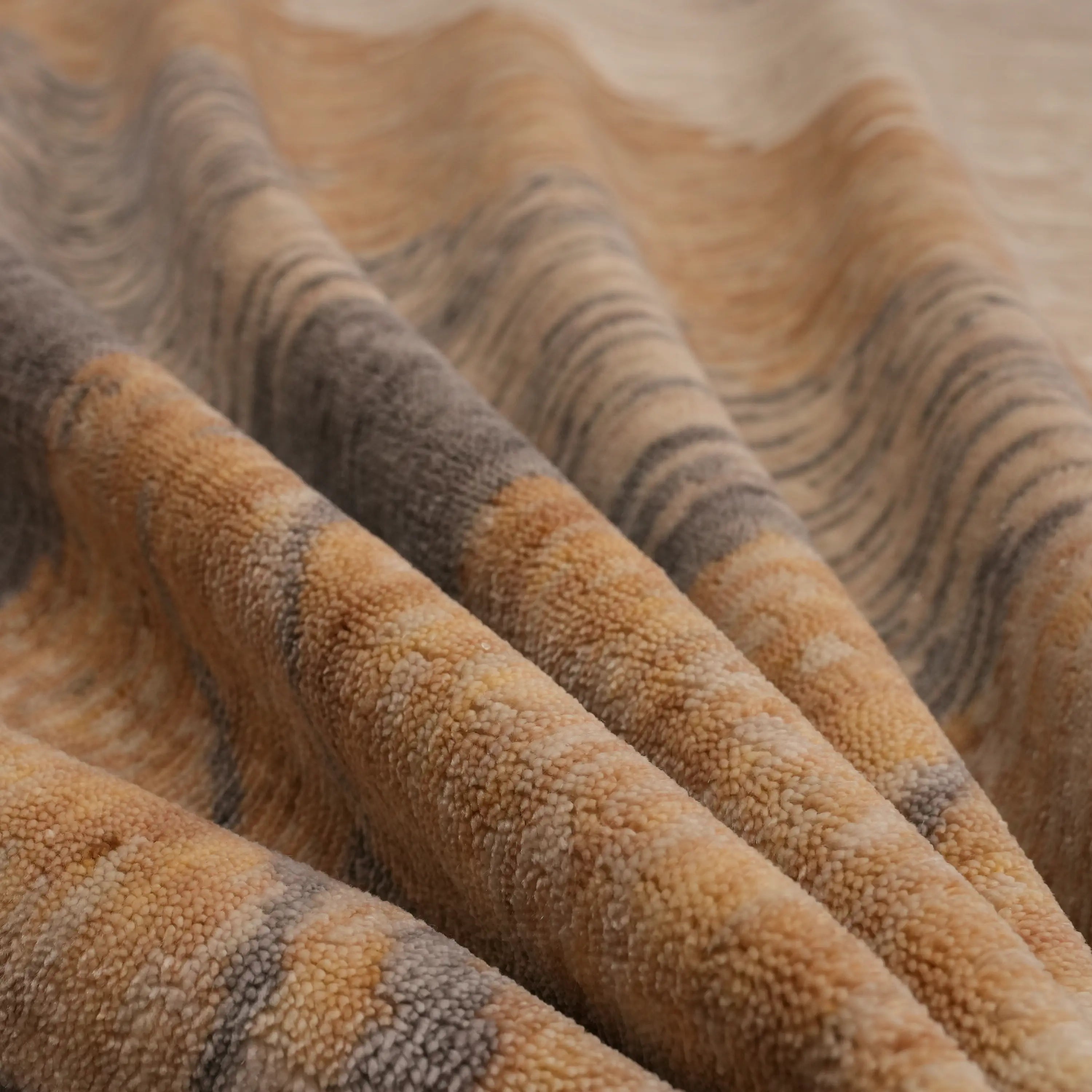 Günyolu Serisi Kemaliye Karanlık Kanyon Desenli Bej Tezgah Dokuma Doğal Halı