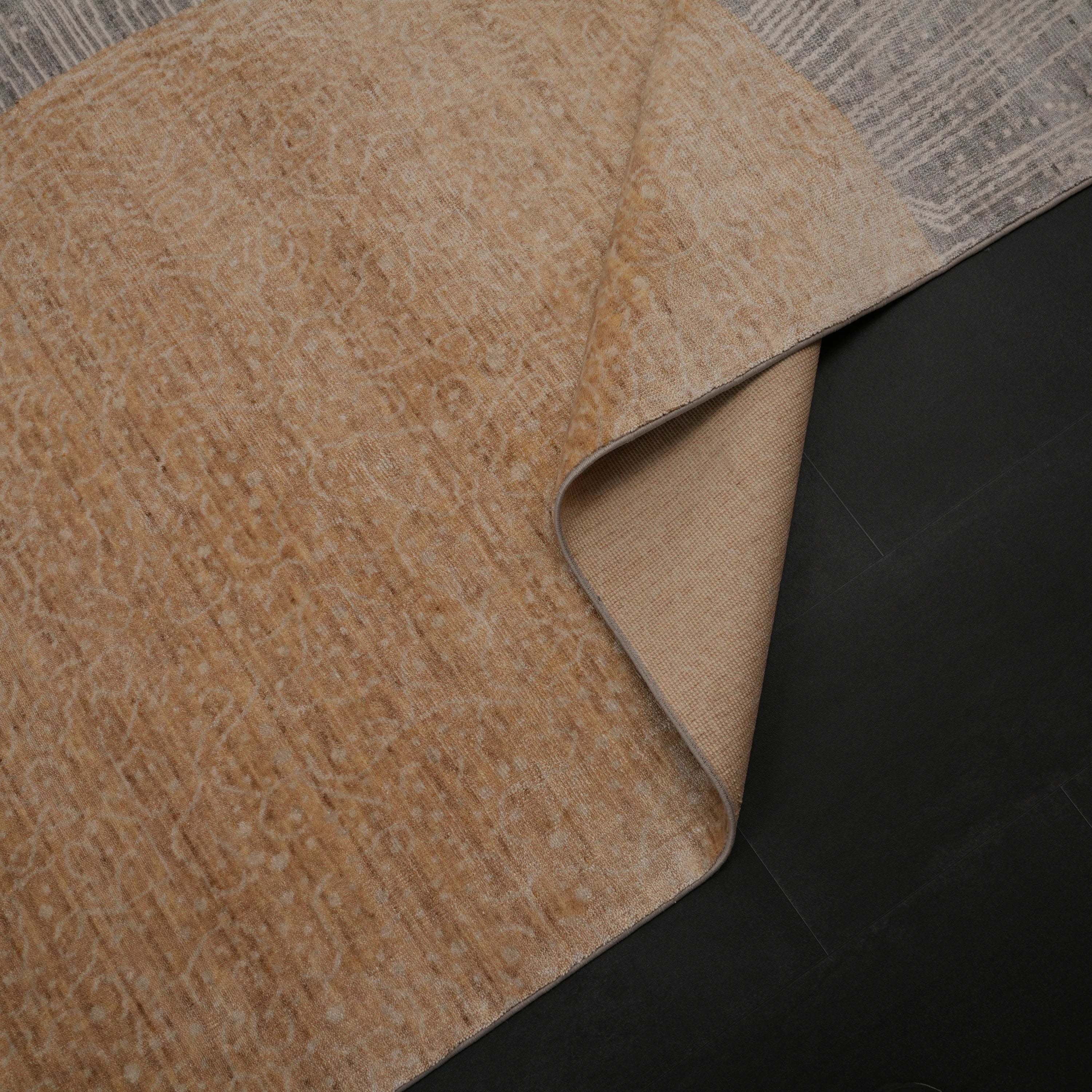 Günyolu Serisi Soyut Desenli Gri Tezgah Dokuma Doğal Halı