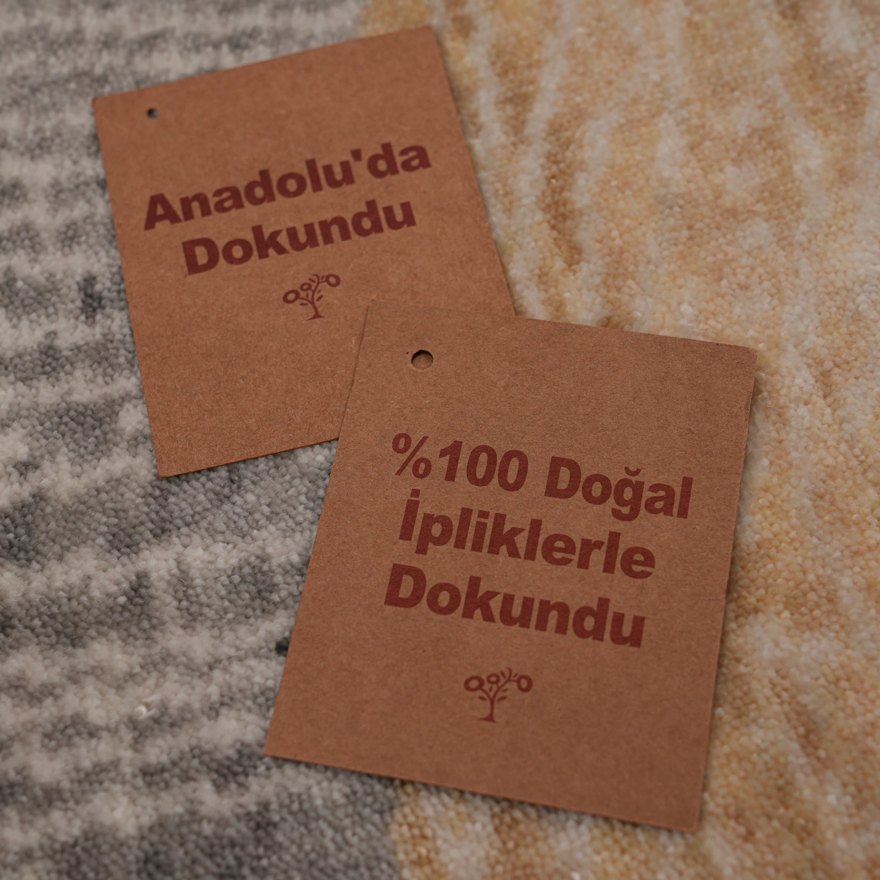 Günyolu Serisi Soyut Desenli Gri Tezgah Dokuma Doğal Halı