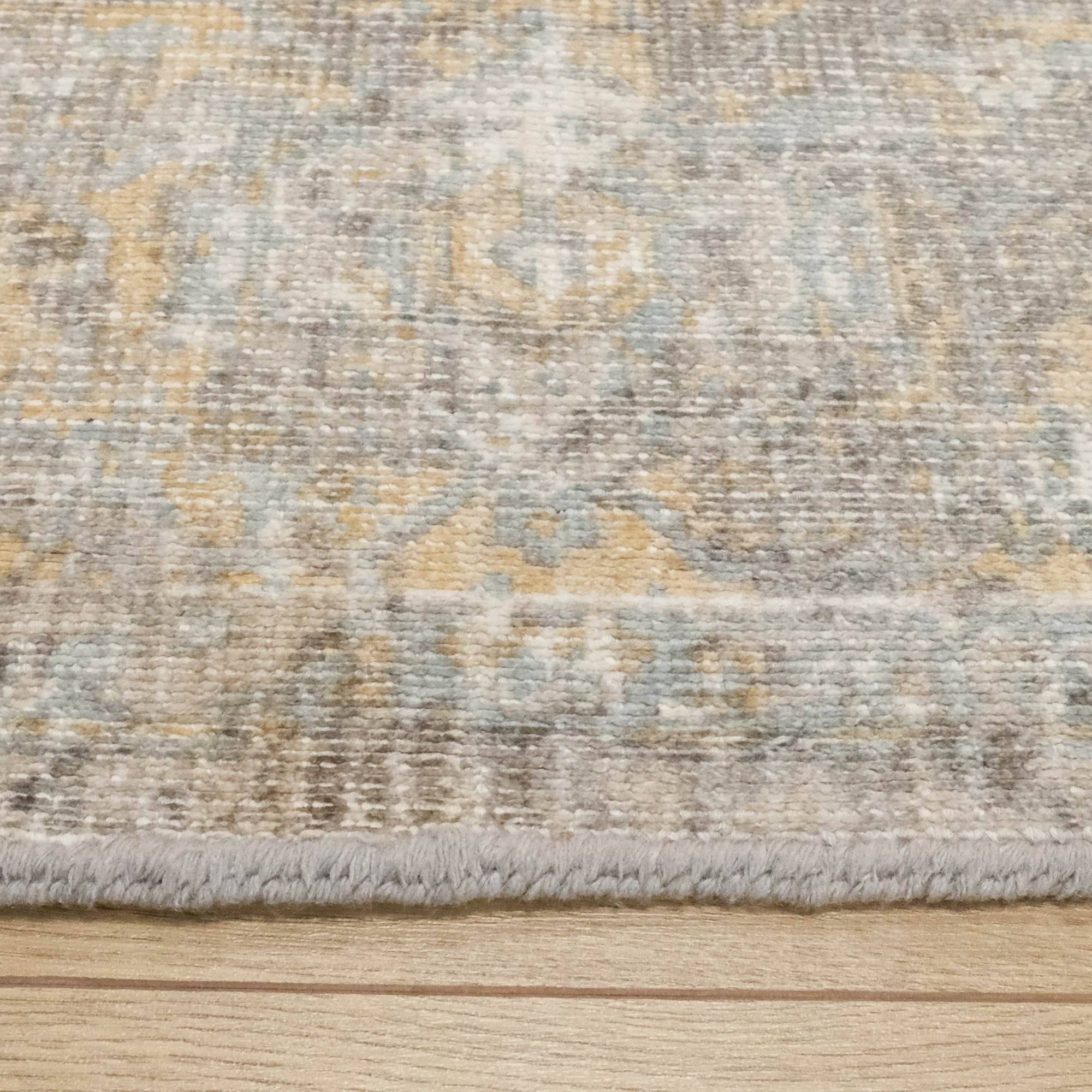 Tezgah Dokuma Vintage Desenli Gri Viskon Halı