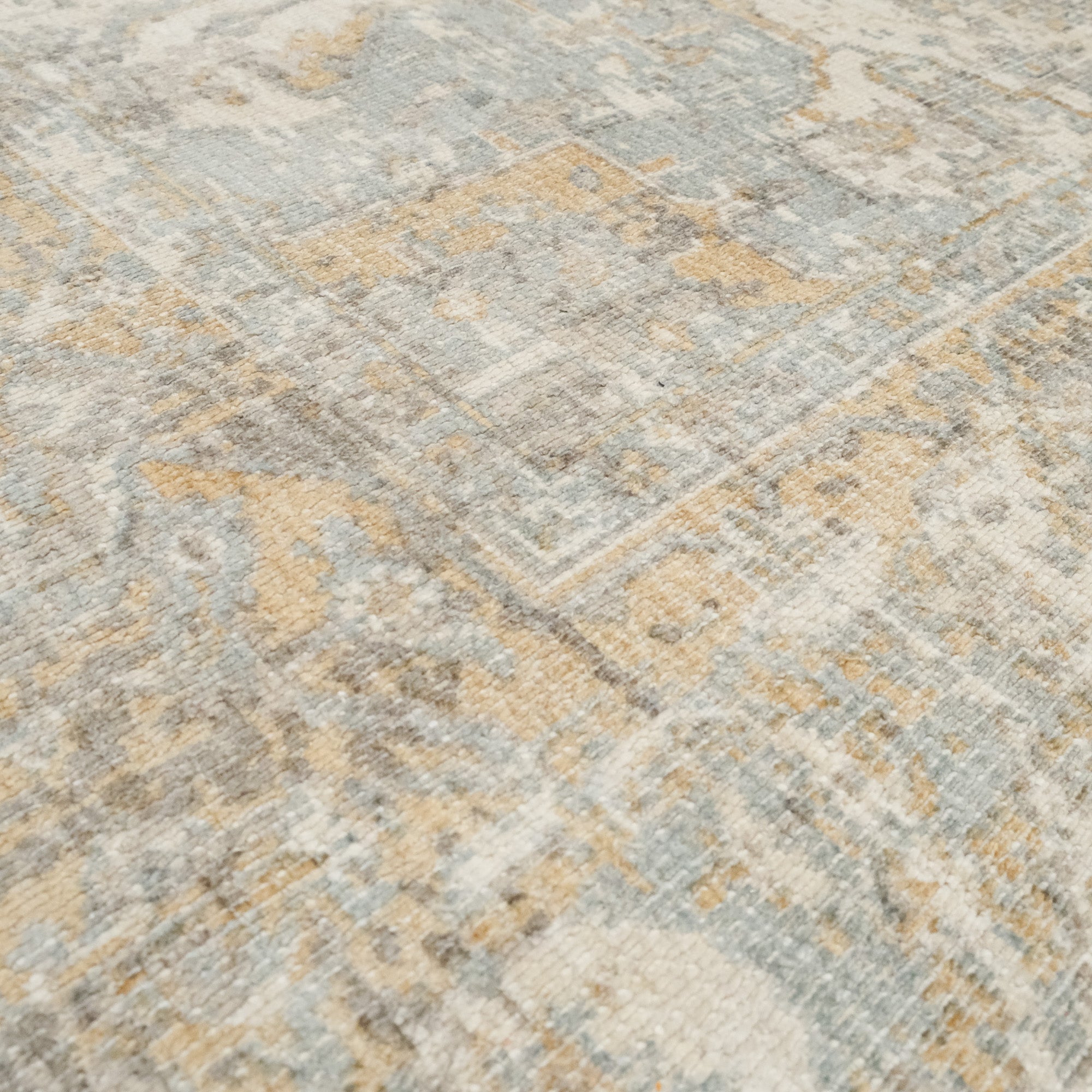 Tezgah Dokuma Vintage Desenli Gri Viskon Halı