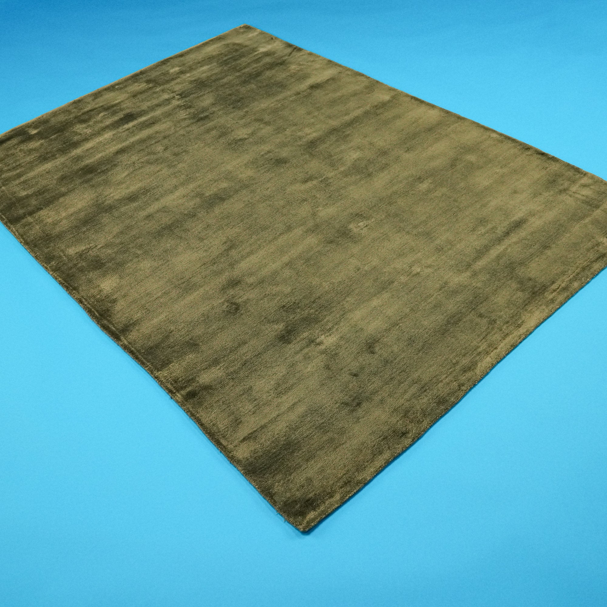 Bench Woven Simple Patterned Green Viscose Rug