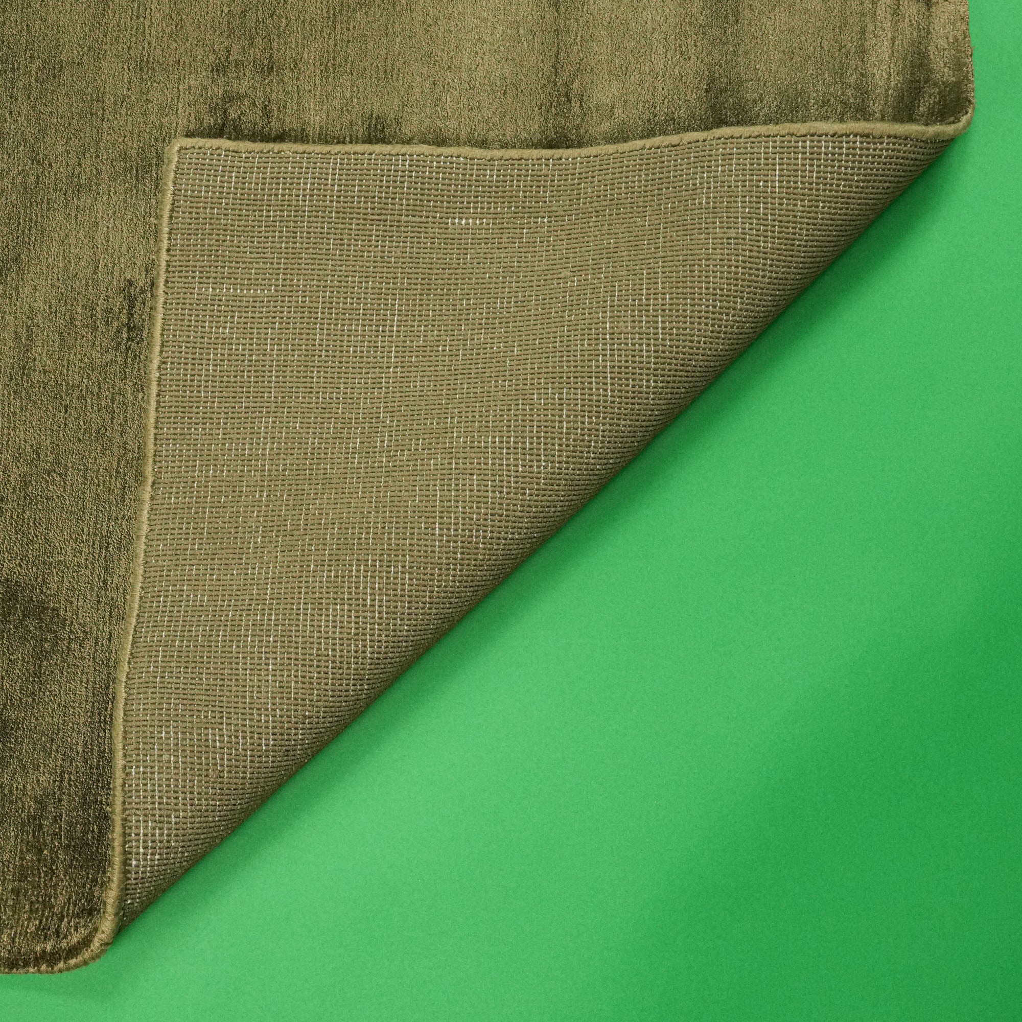 Bench Woven Simple Patterned Green Viscose Rug