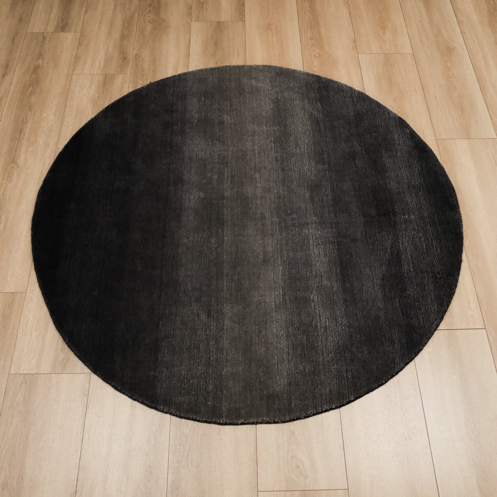 Focus Series Loom-Woven Anthracite Round Rug