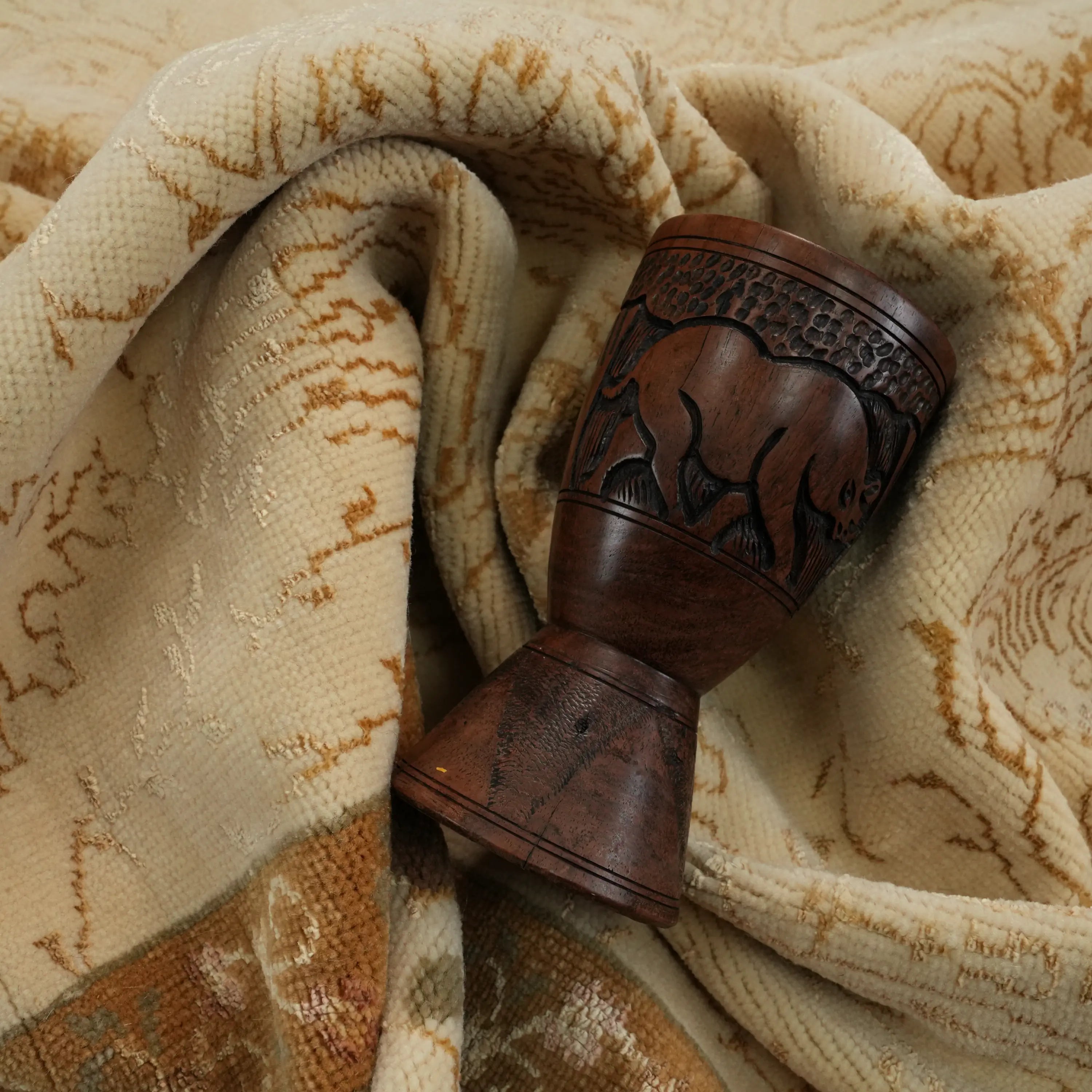 Hanzâde Series Handwoven Frame Patterned Cream Wool Rug