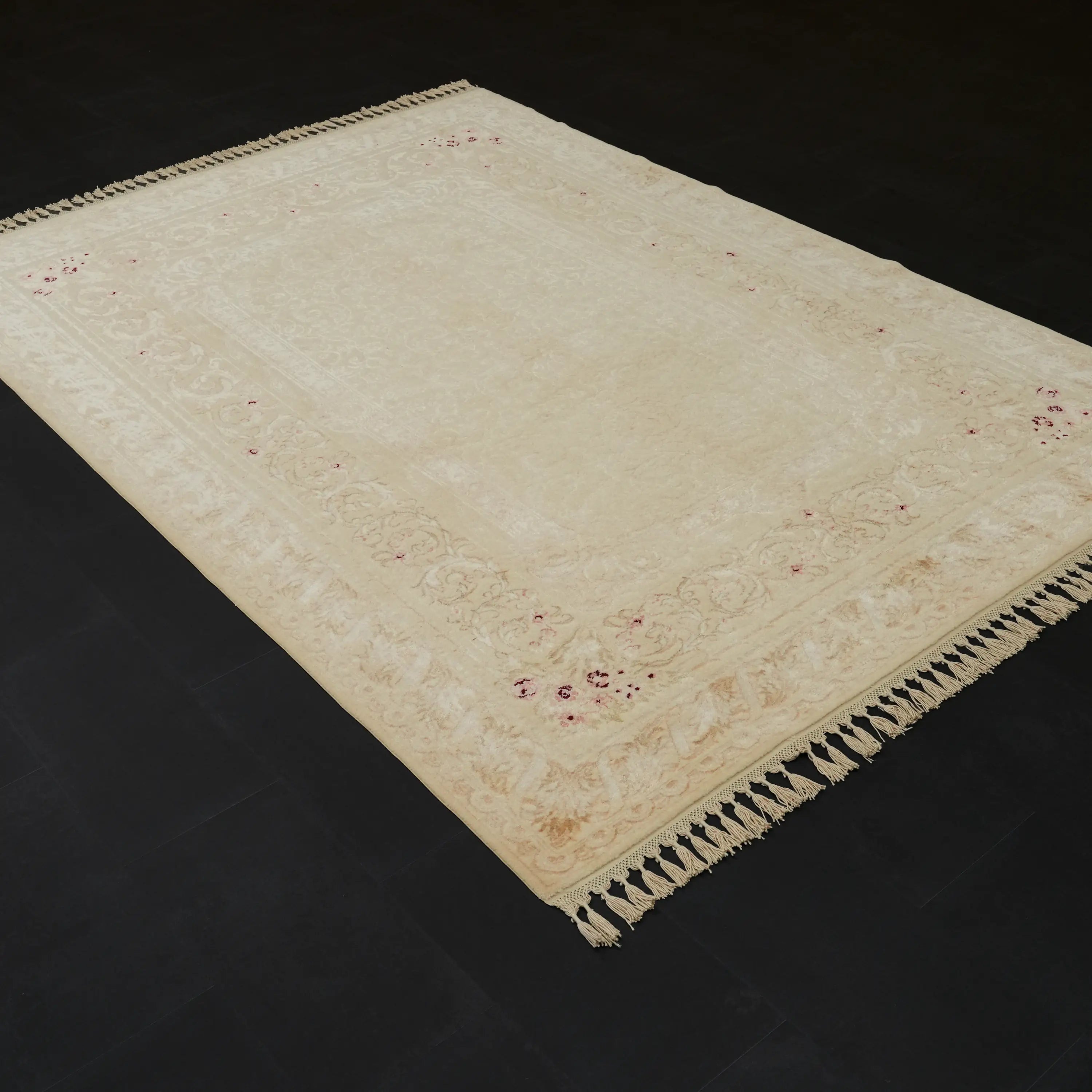 Hanzâde Serisi El Dokuma Çerçeve Desenli Krem Yün Halı